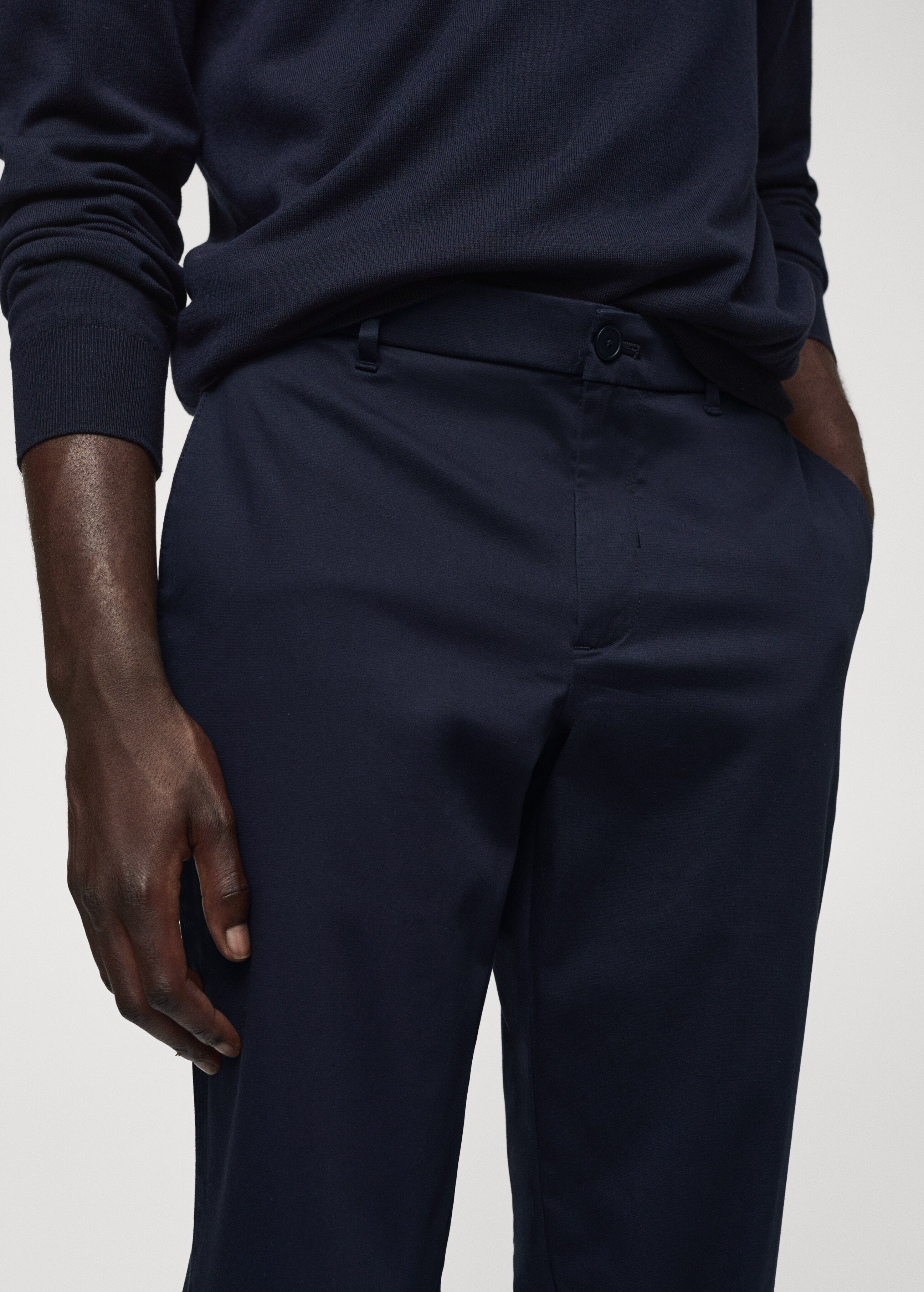 Slim-fit stretch cotton trousers - Details of the article 1