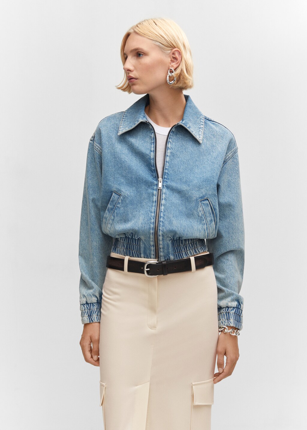 Veste bomber en jean - Plan moyen