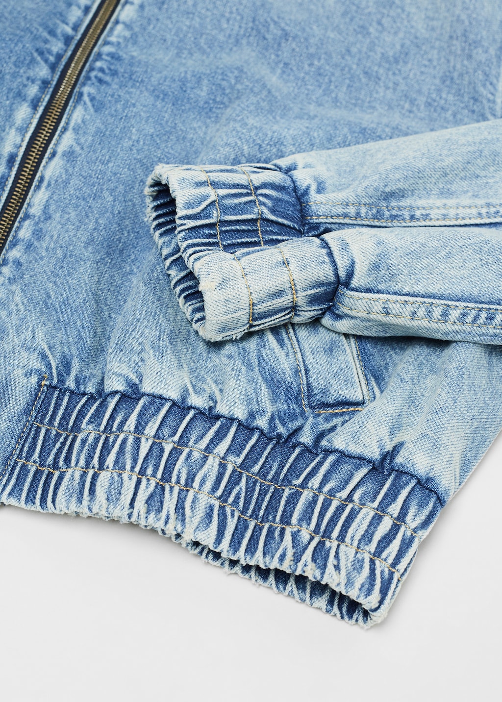 Denim bomber jacket - Details of the article 8