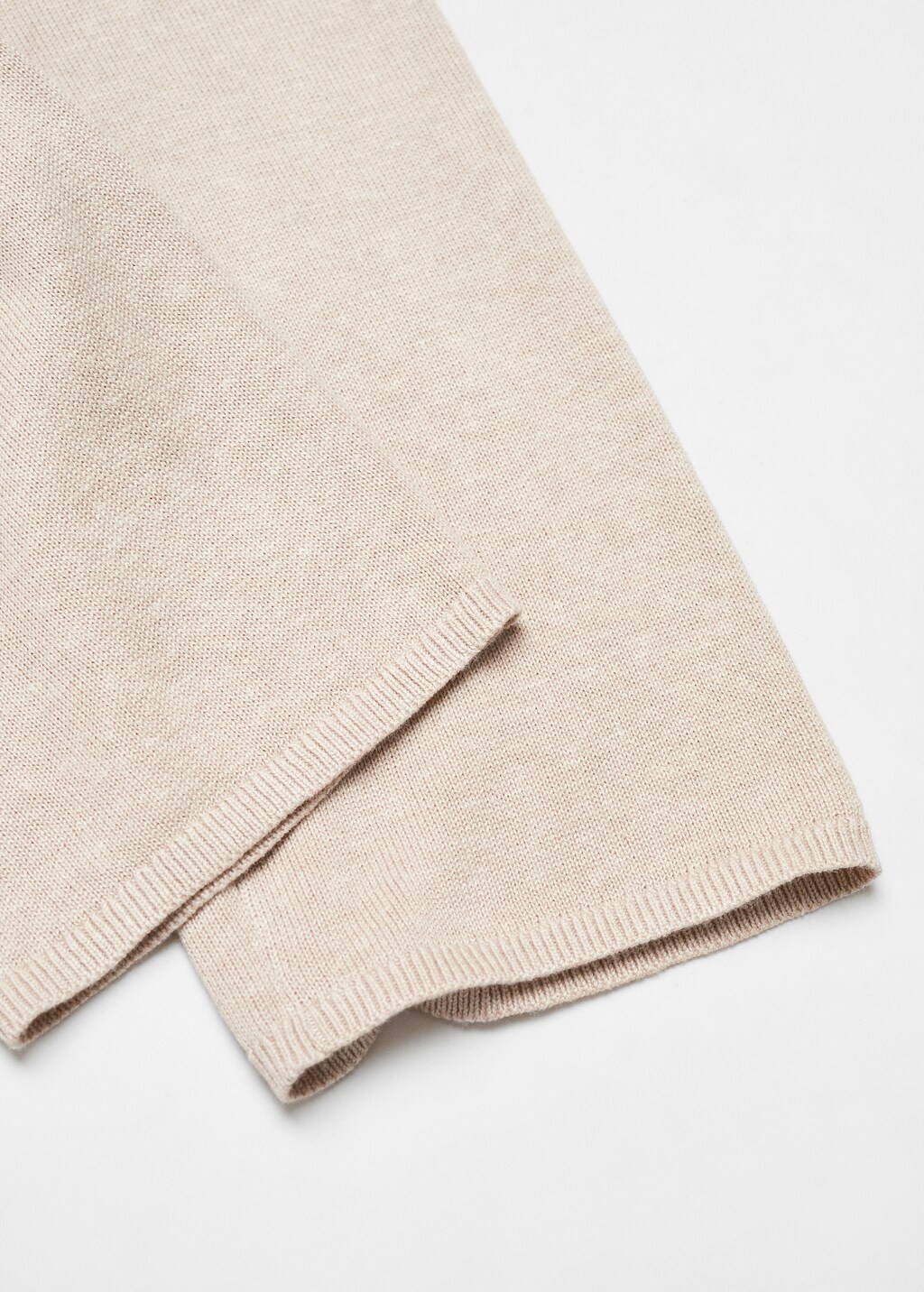 Knitted culotte trousers - Details of the article 0