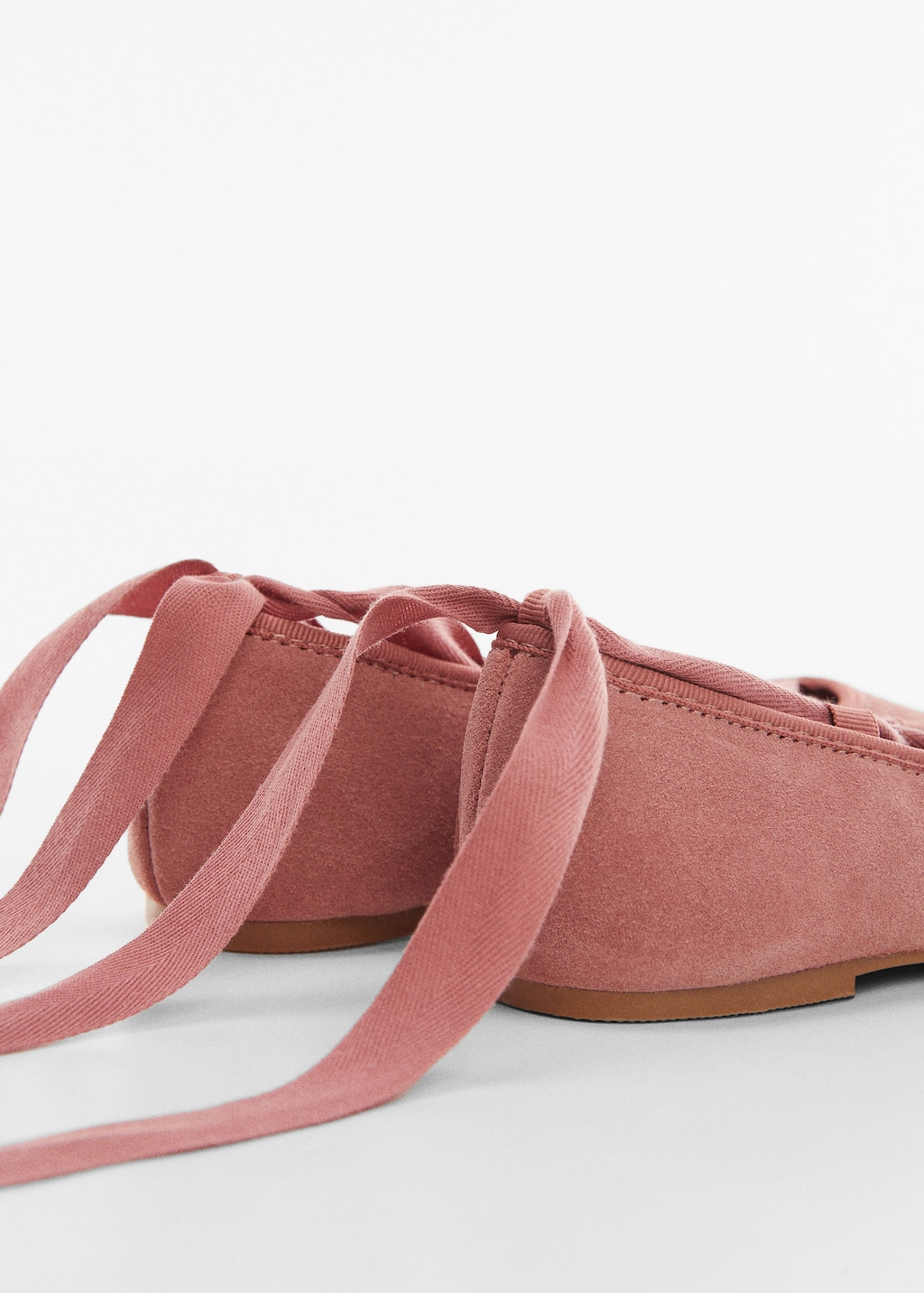 Suede ballerinas - Details of the article 1