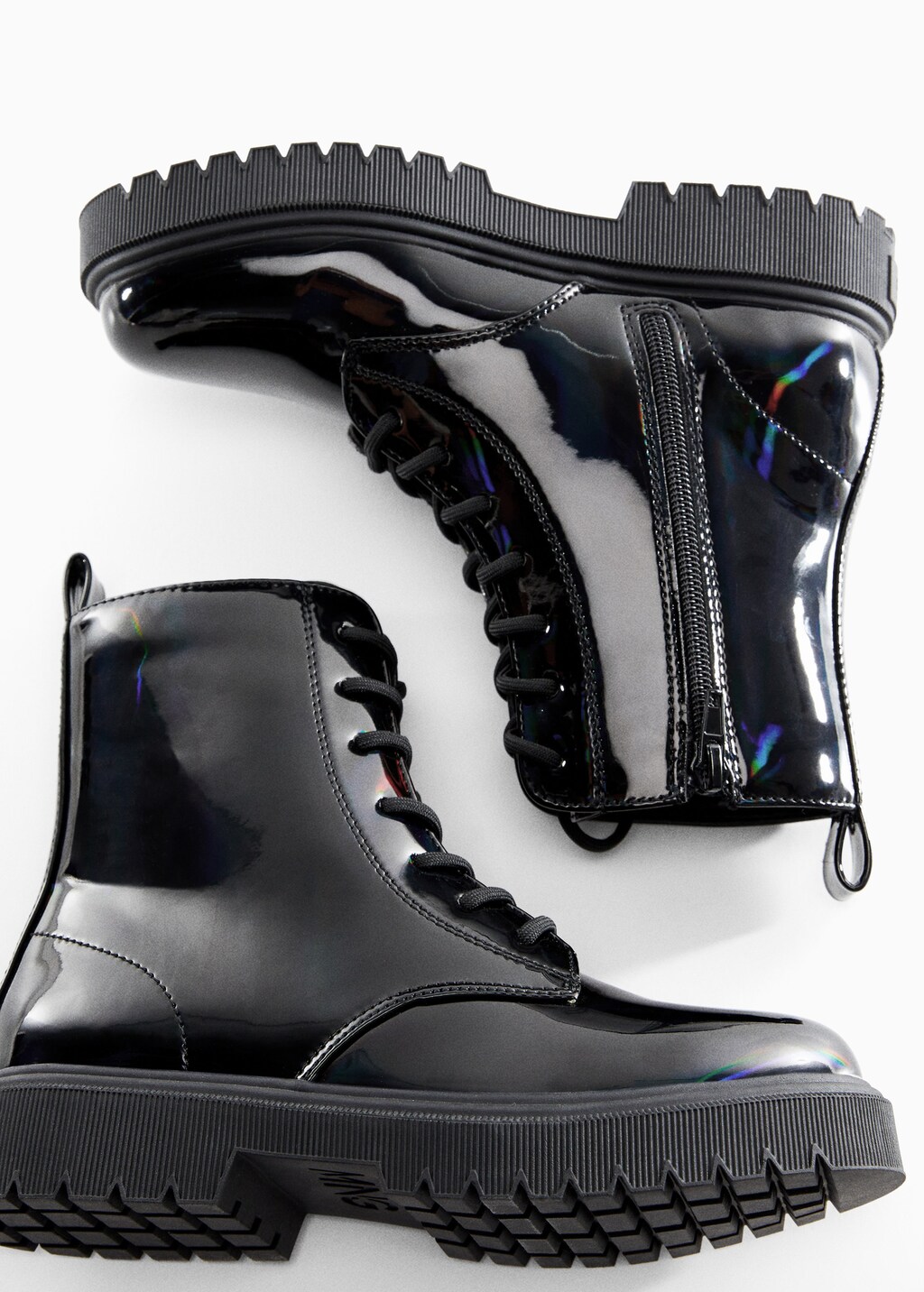 Lace-up patent effect boots - Details of the article 5