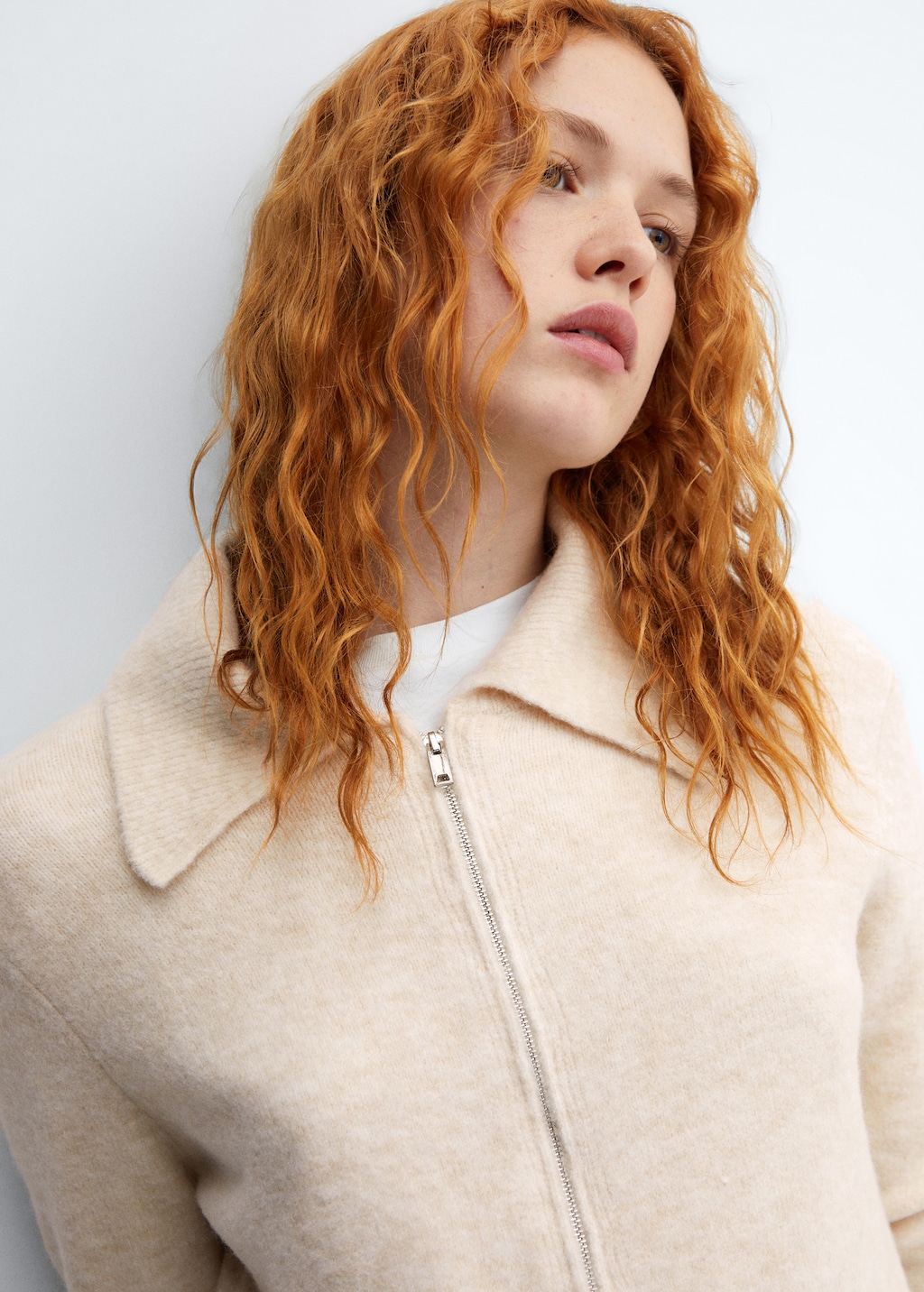 Knitted jacket with zip - Details of the article 1