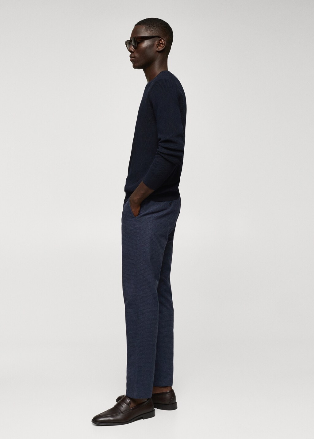 Slim-fit cotton micro-houndstooth slim-fit trousers - Details of the article 2