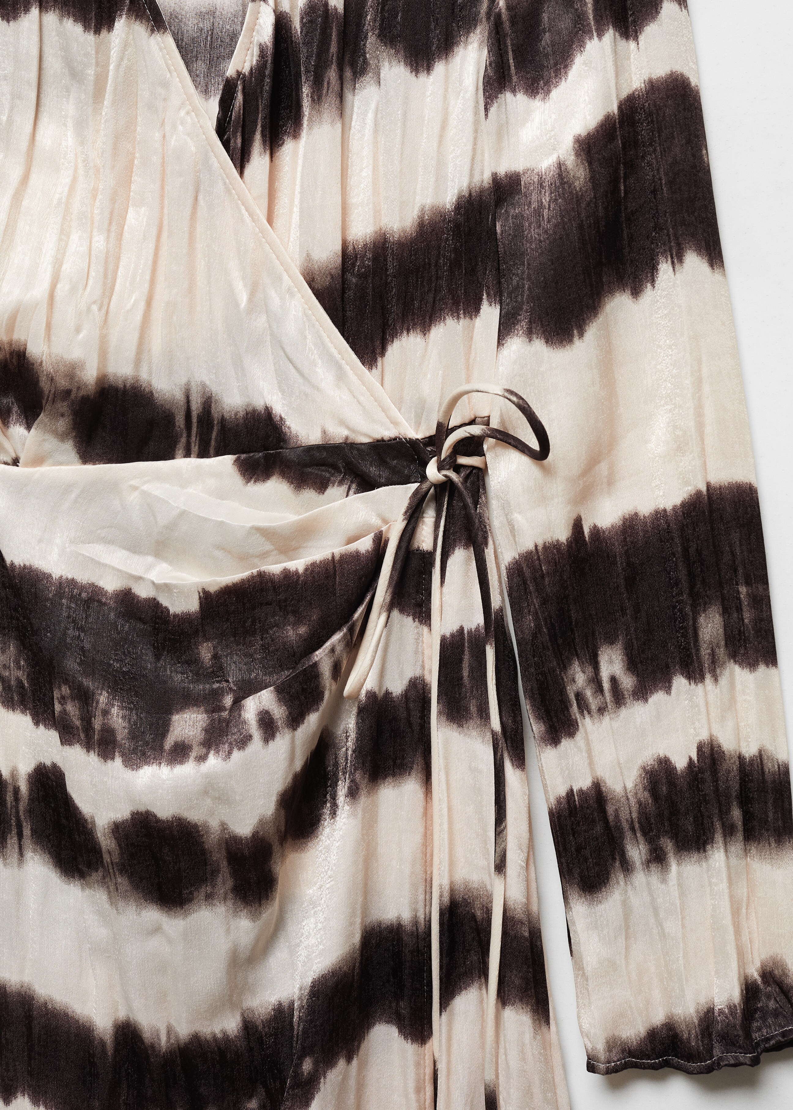 Tie-dye pleated shirt dress - Details of the article 8