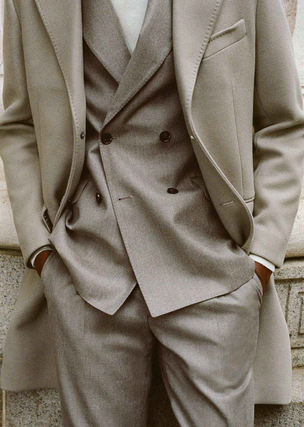 Virgin wool double-breasted suit jacket - Details of the article 6