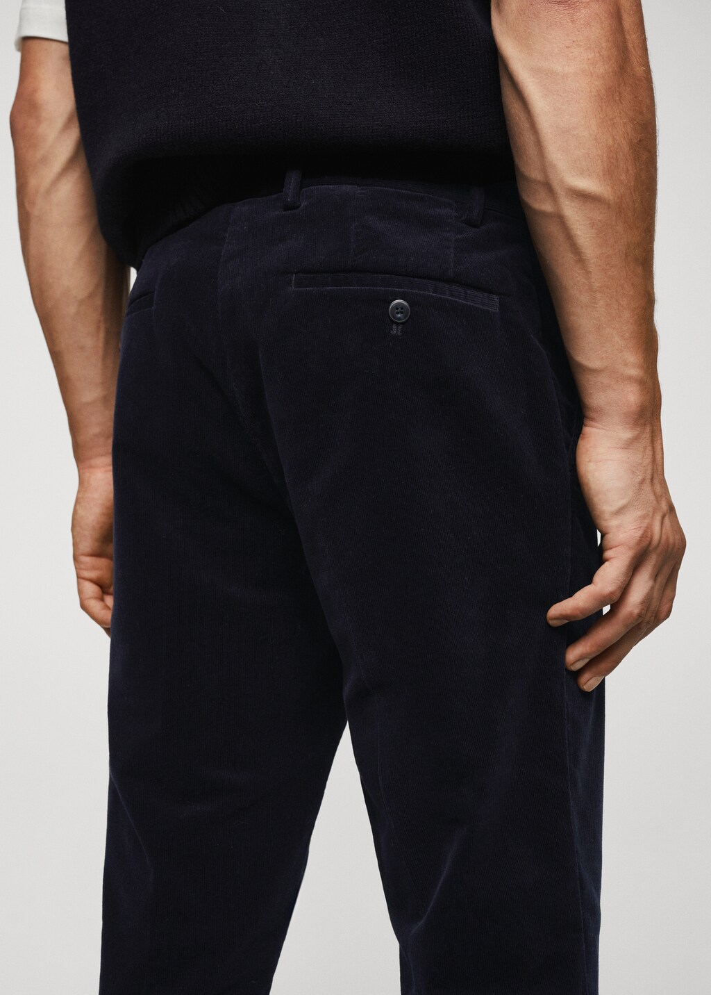 Slim-fit micro-corduroy trousers - Details of the article 4