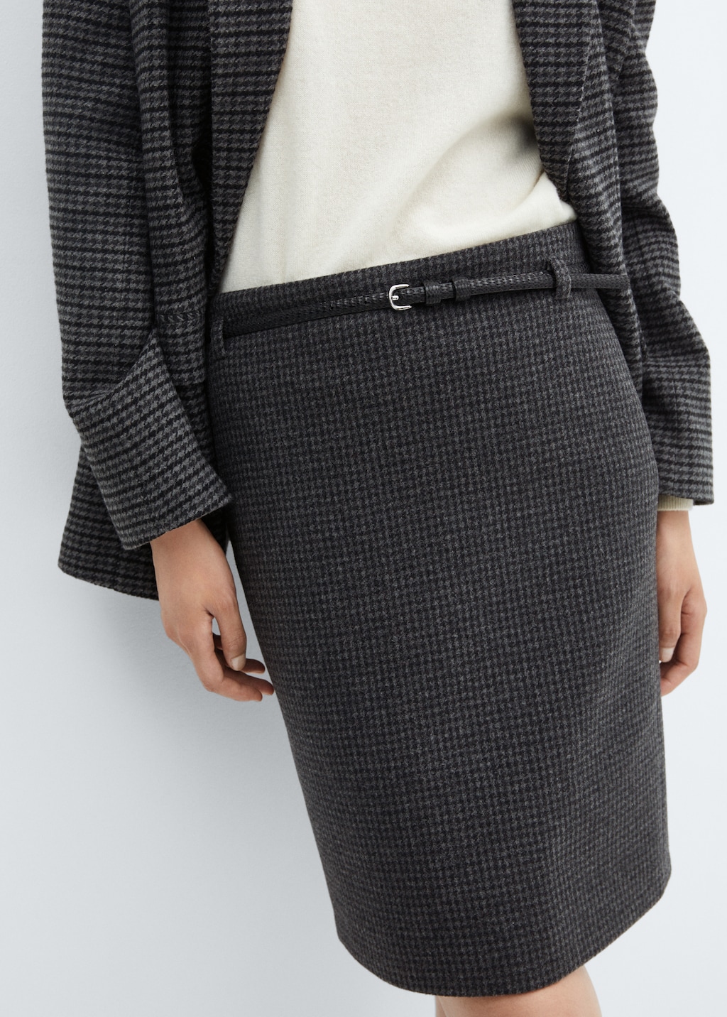 Houndstooth skirt with belt - Details of the article 6