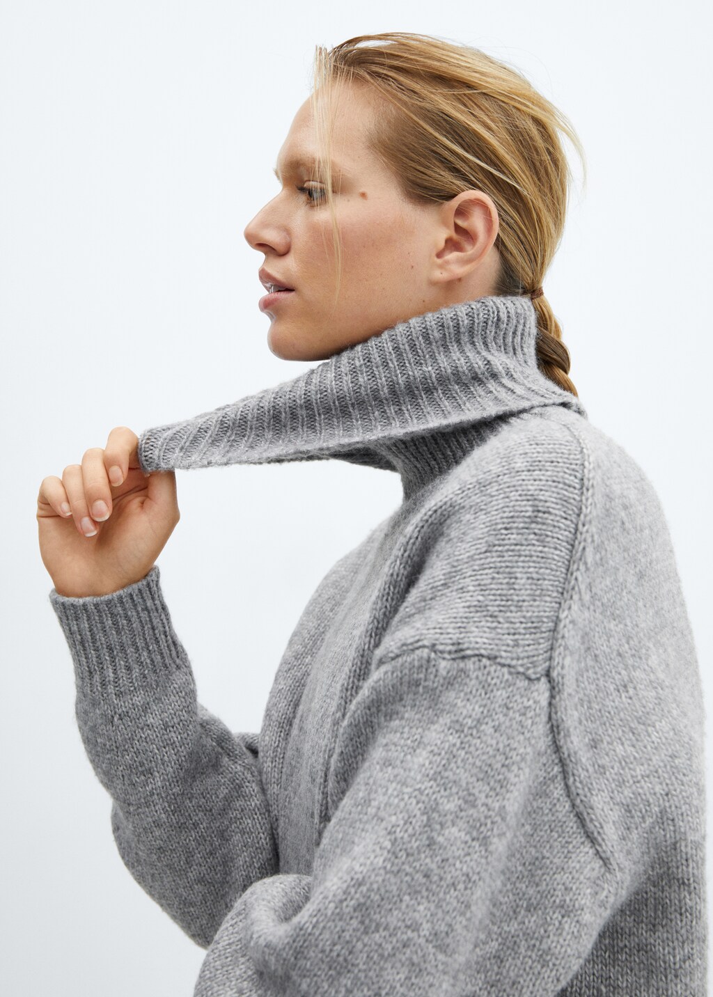 Turtleneck knitted sweater - Details of the article 1