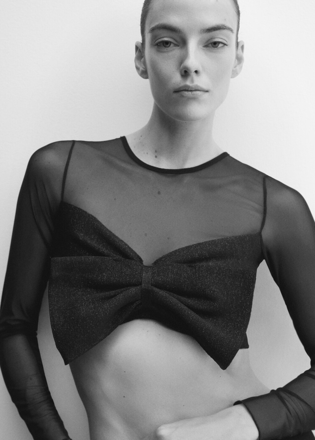 Combined knitted top with bow - Details of the article 1