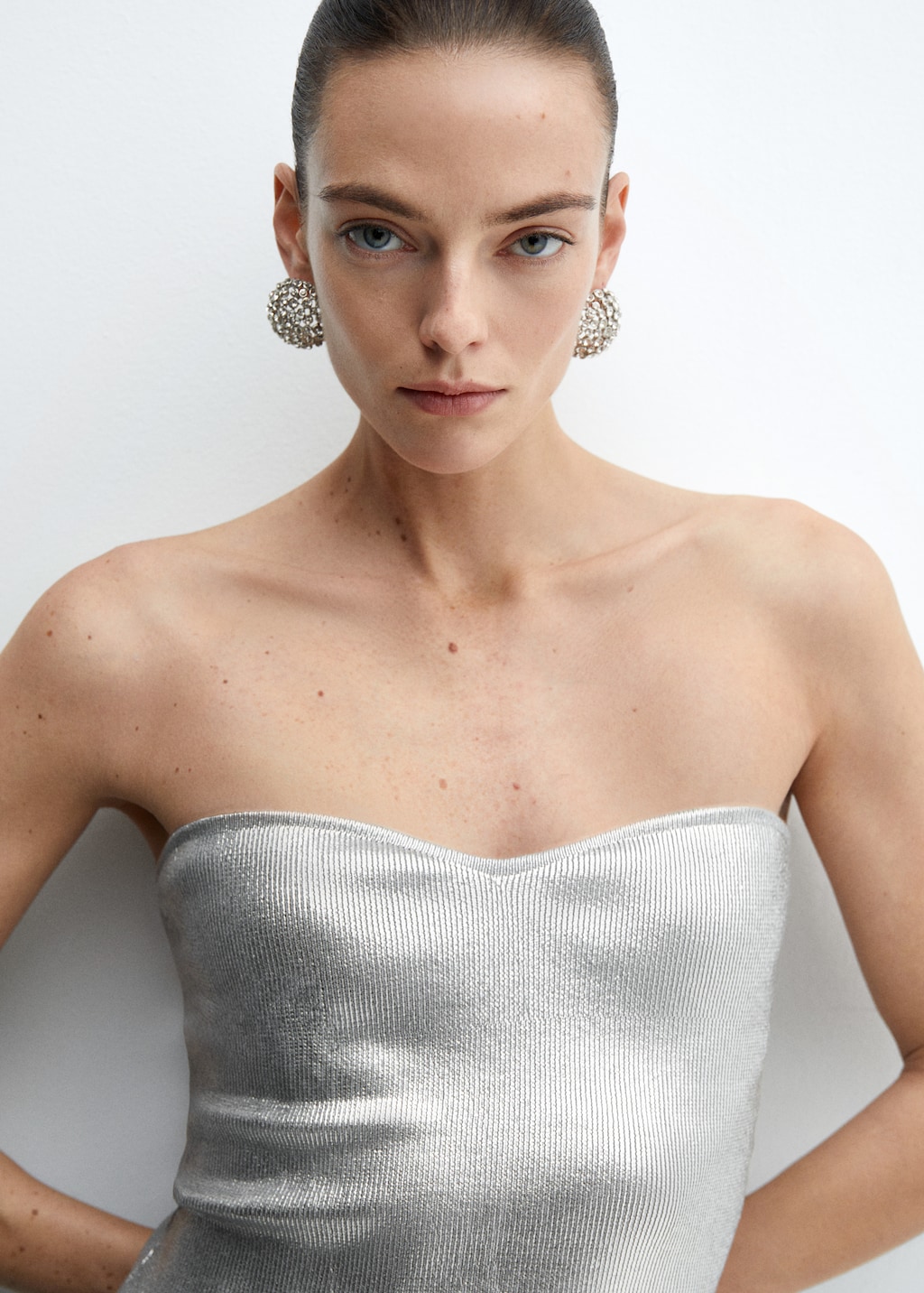 Metallic top with sweetheart neckline  - Details of the article 1