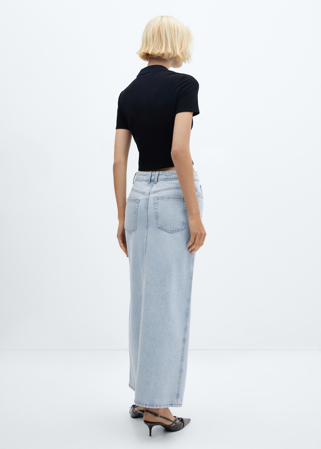 Slit denim skirt - Reverse of the article