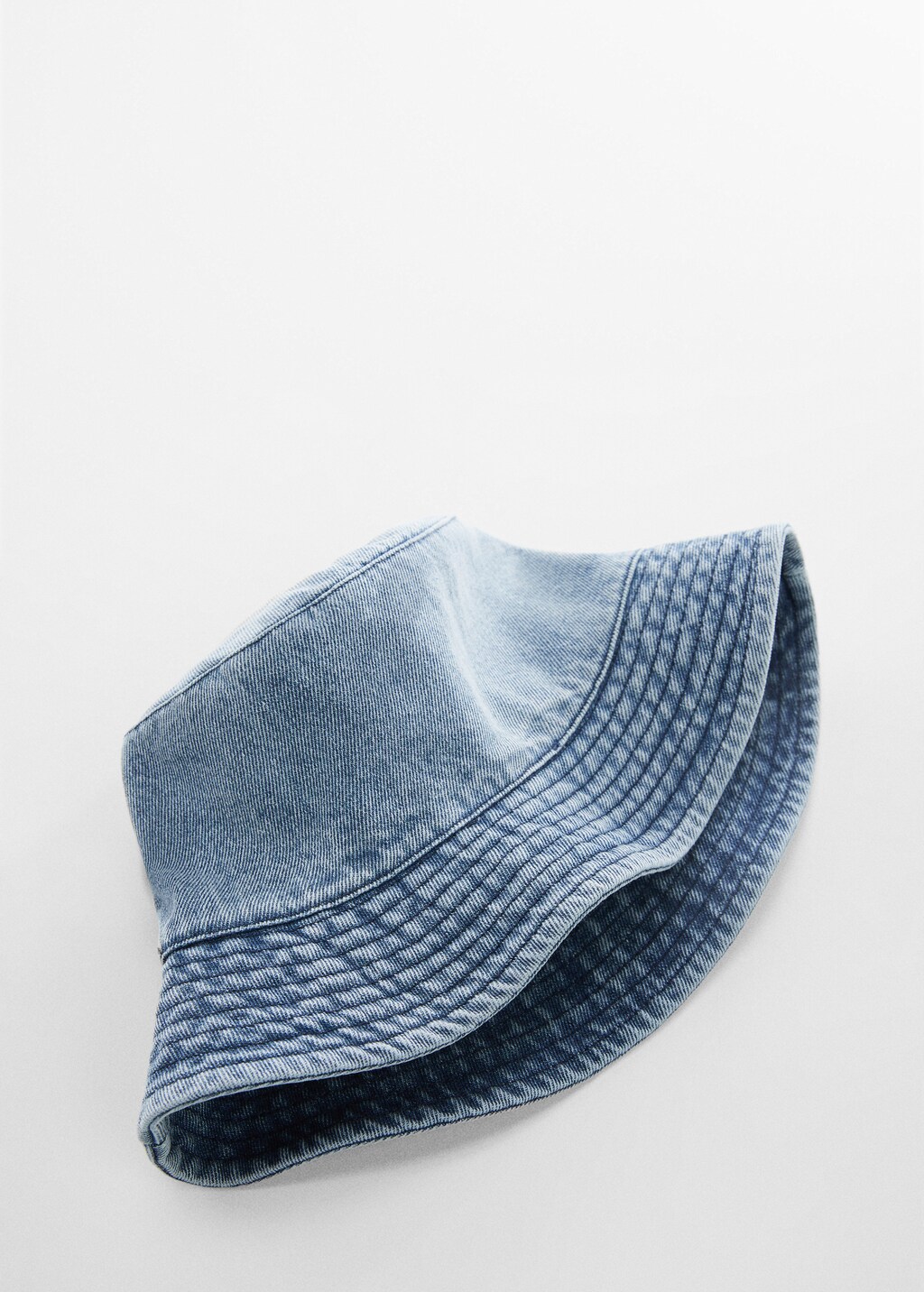 Bucket hat - Details of the article 1