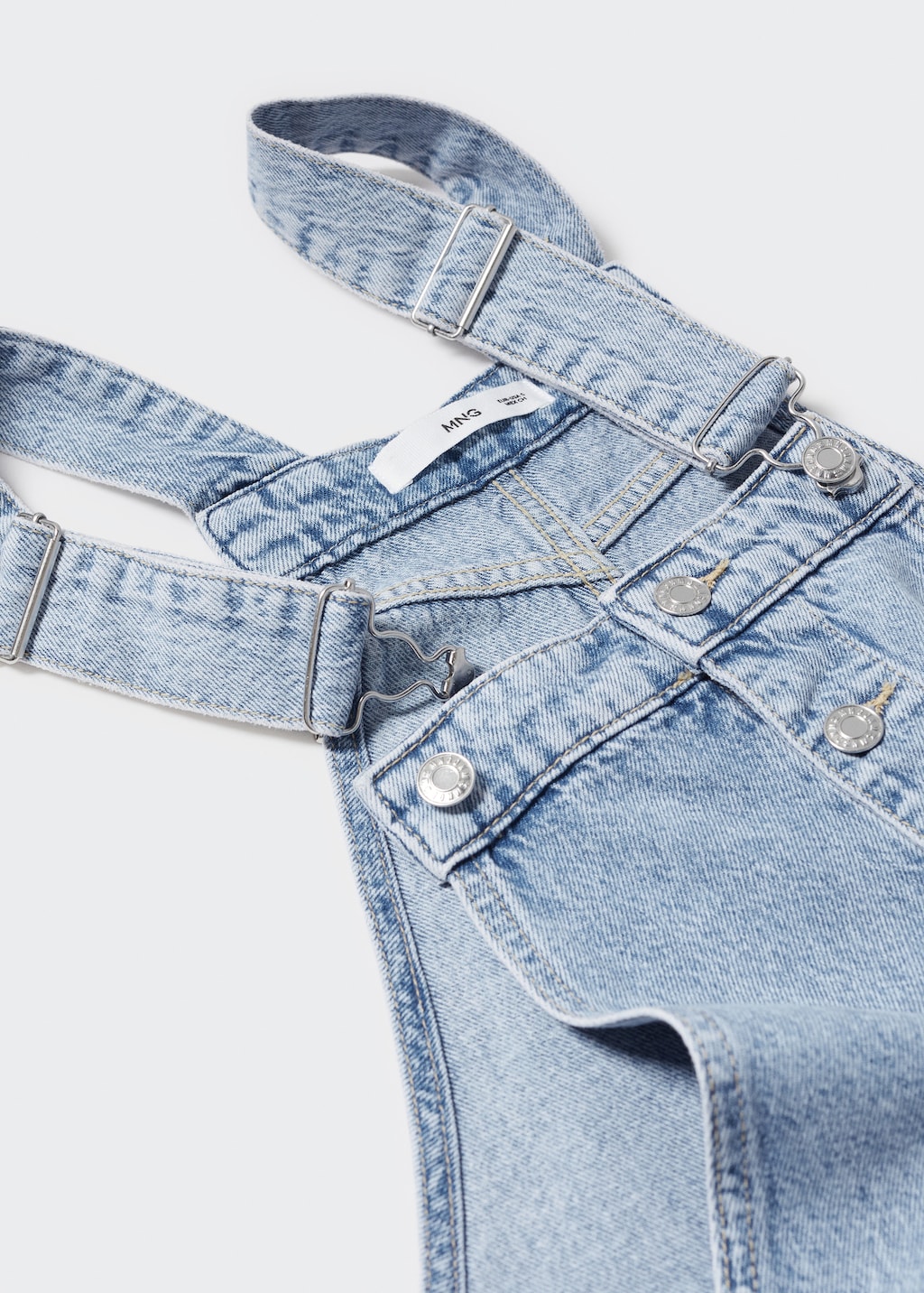 Jeans-Latzhose mit Knöpfen - Detail des Artikels 8