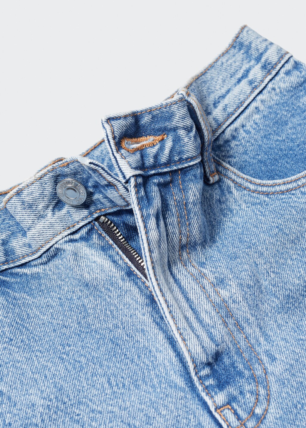 High-rise denim shorts - Details of the article 8