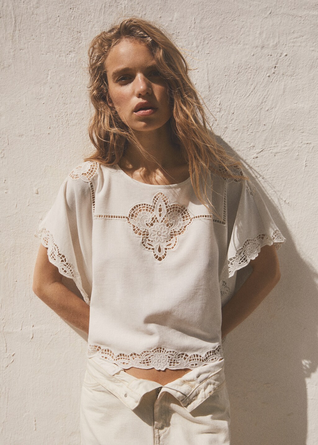 Embroidered openwork blouse - Details of the article 6