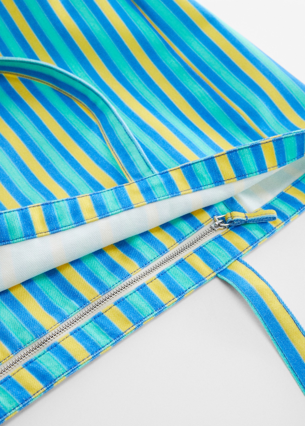 Multi-coloured striped maxi bag - Details of the article 2