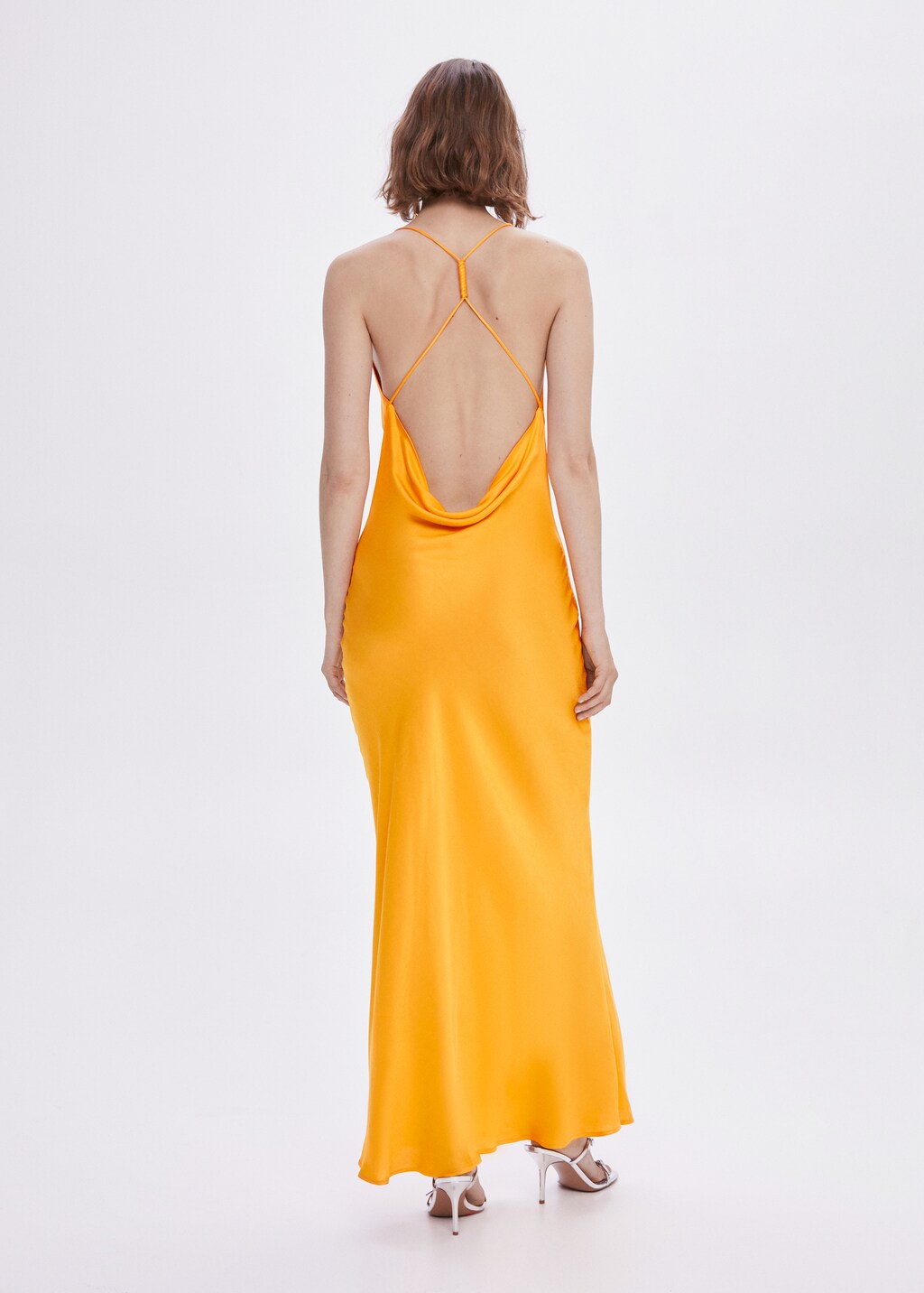 Draped neck satin dress - Reverse of the article