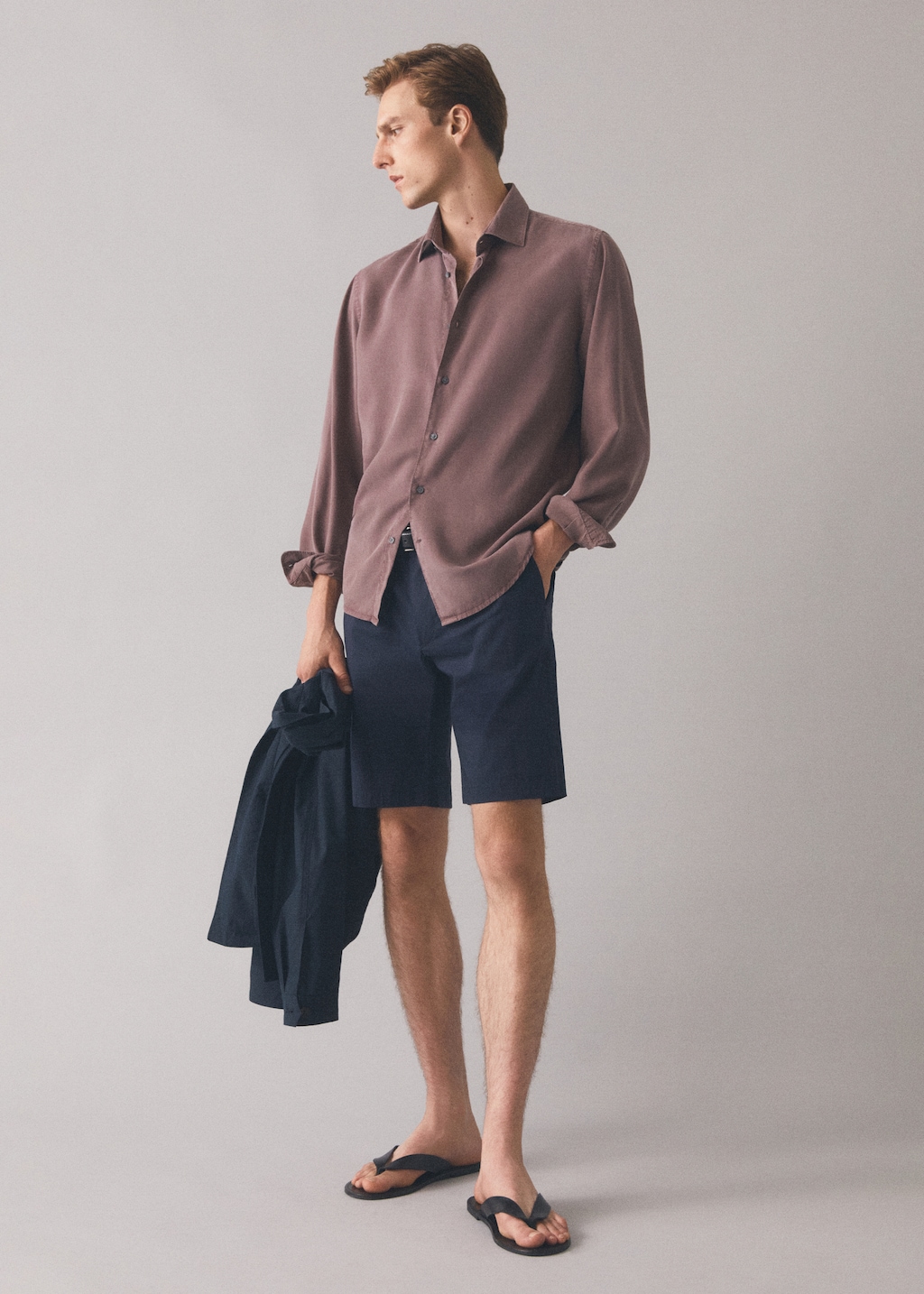 Cotton pleated Bermuda shorts - Details of the article 5