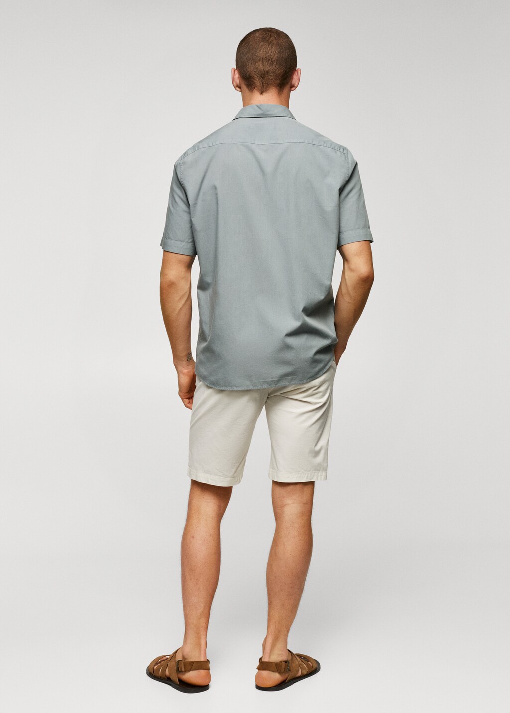 Lightweight cotton shirt  - Reverse of the article