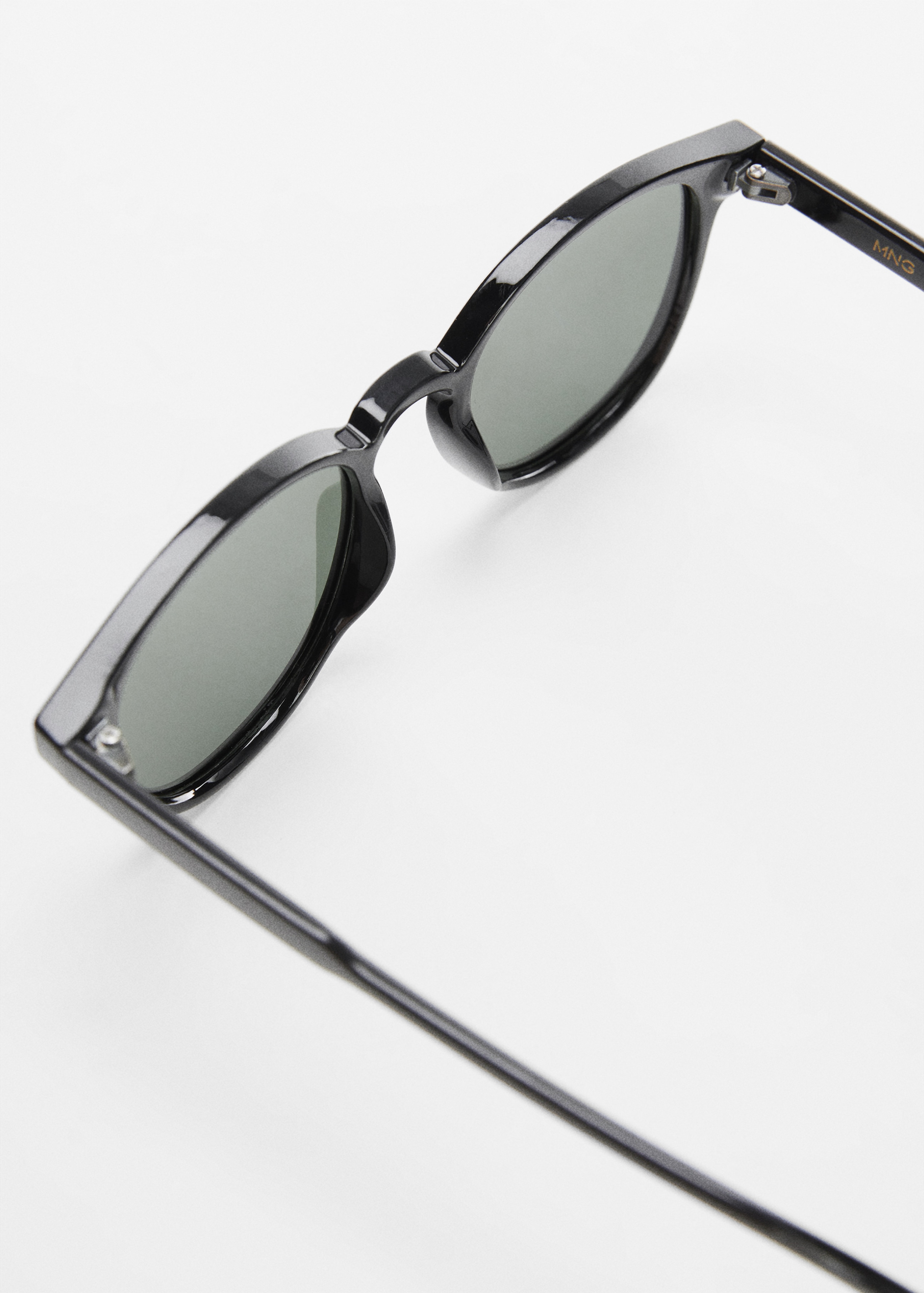 Polarised sunglasses - Details of the article 1