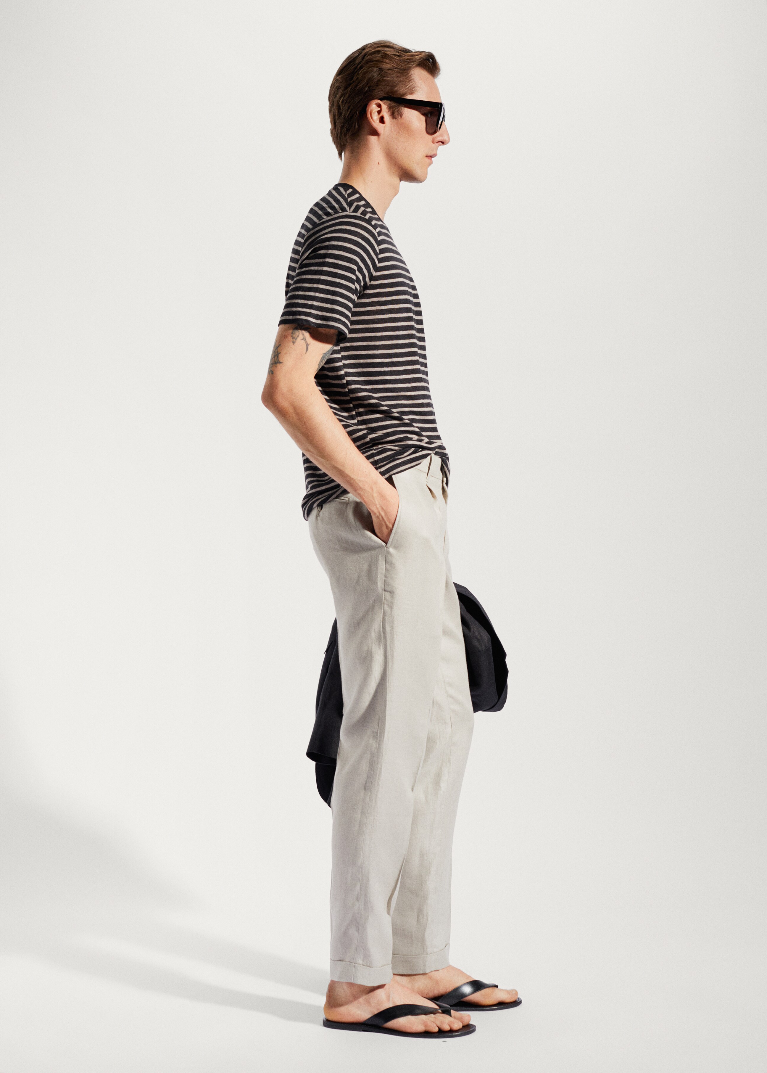 100% linen striped t-shirt - Details of the article 2