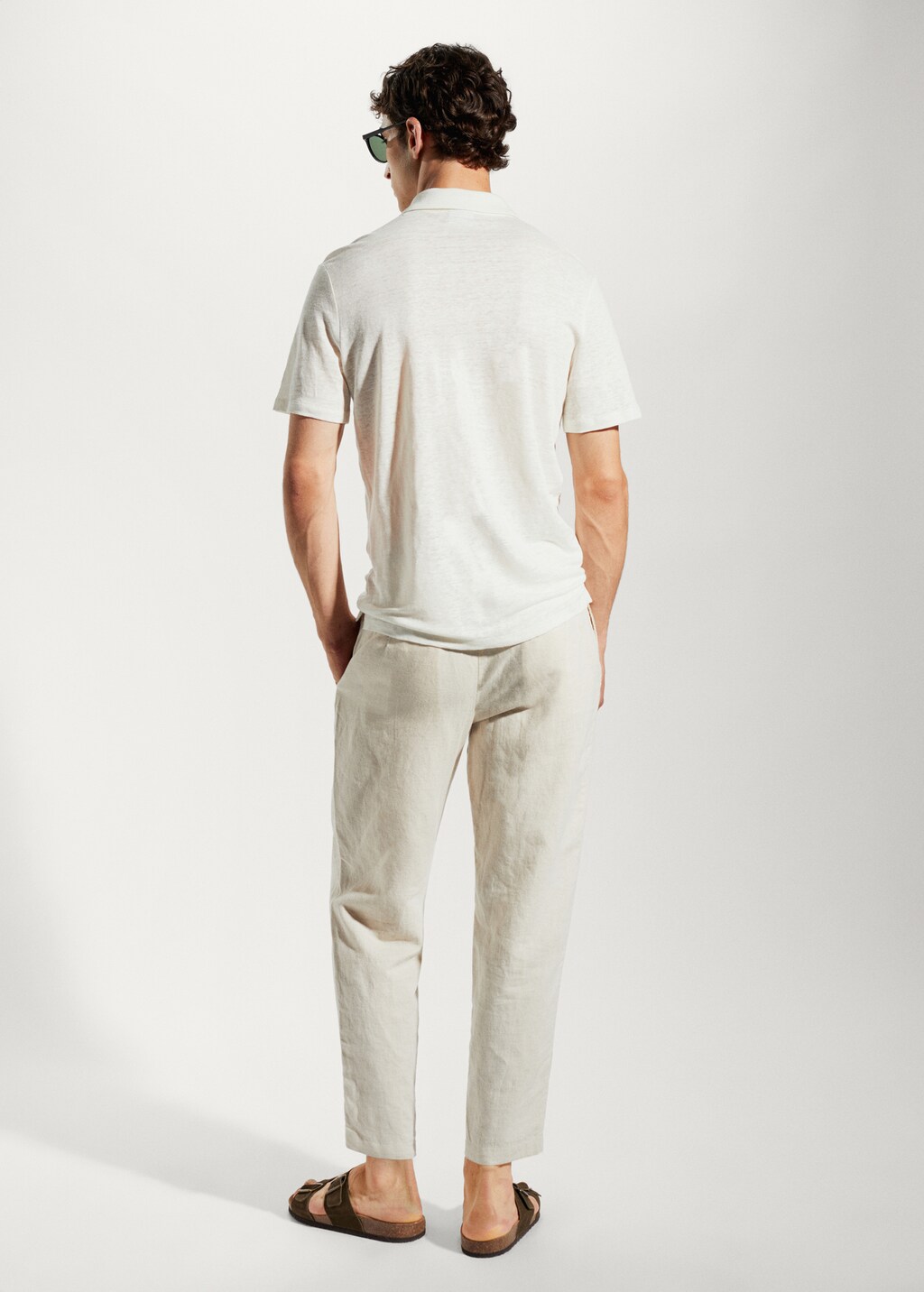 Slim fit 100% linen polo shirt - Reverse of the article