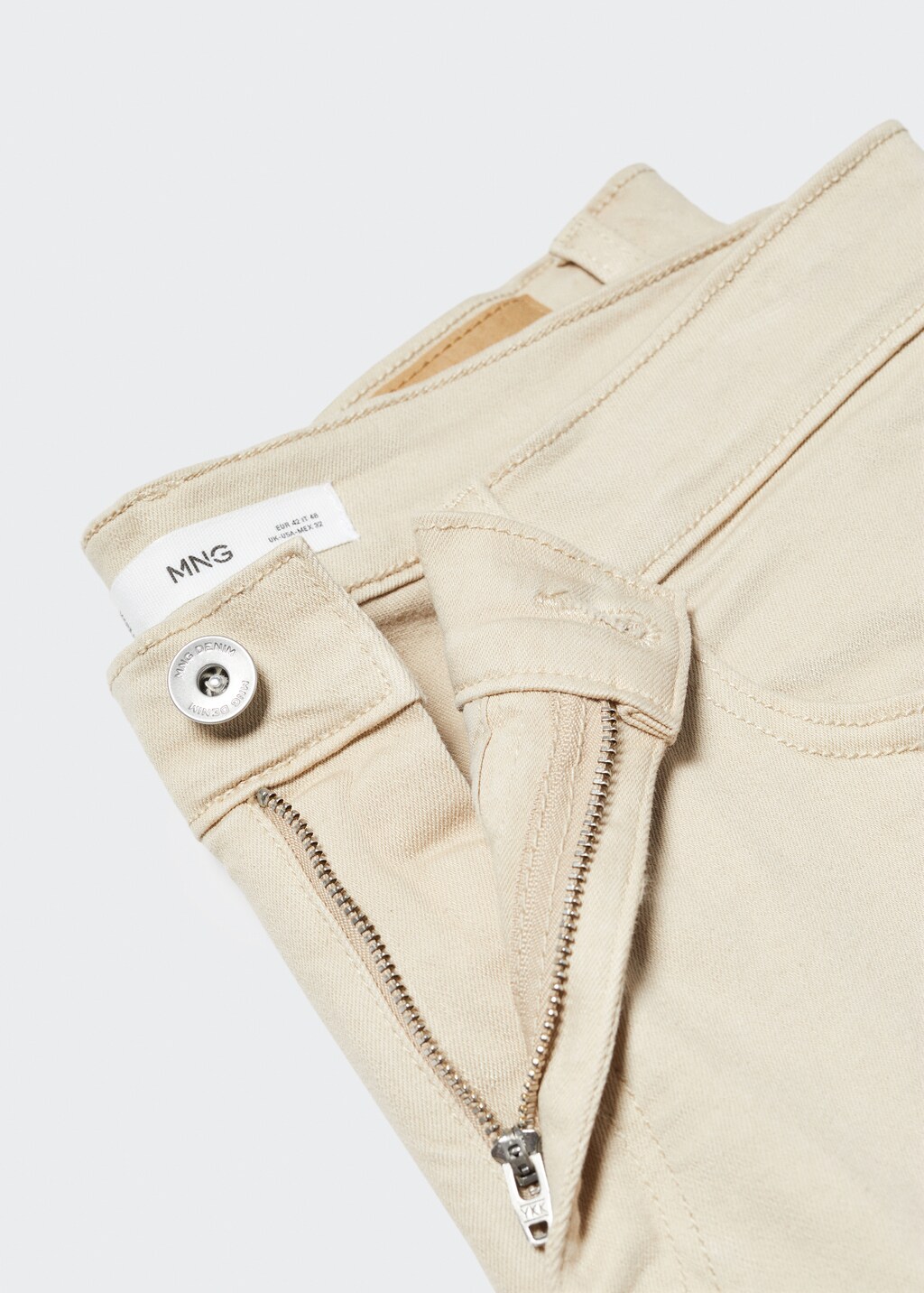 Slim-fit denim bermuda shorts - Details of the article 8