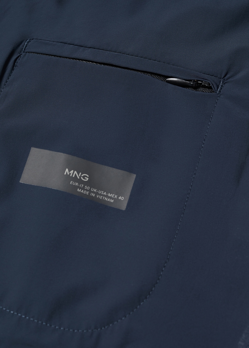 Lightweight water-repellent jacket - Details of the article 8