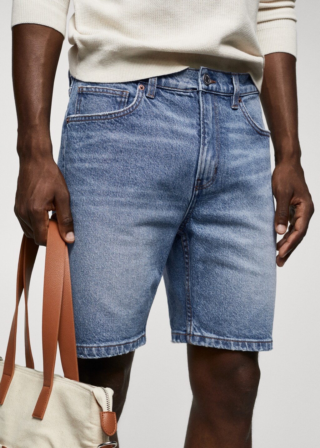 Regular Fit-Bermudashorts aus Jeans - Detail des Artikels 1