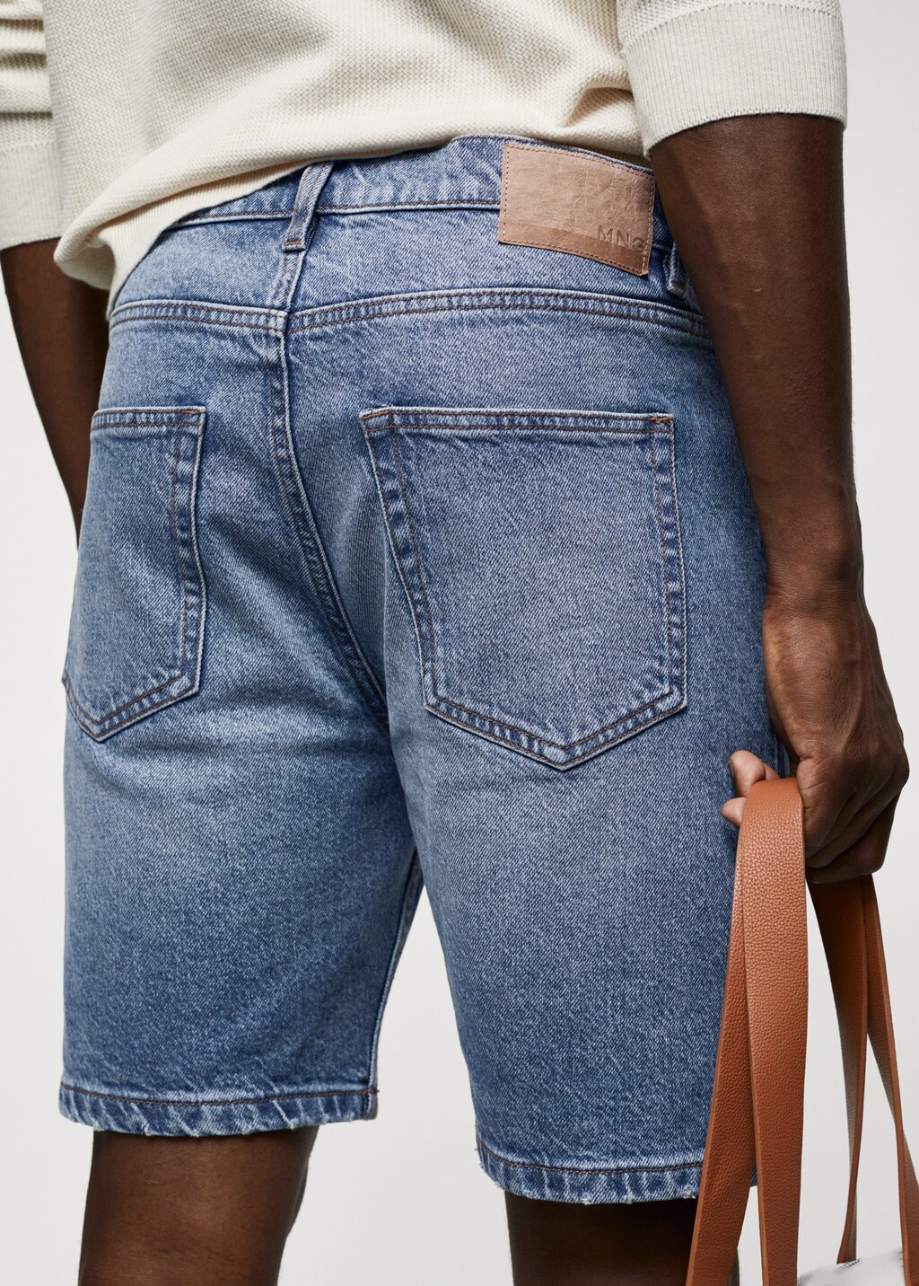 Regular Fit-Bermudashorts aus Jeans - Detail des Artikels 4