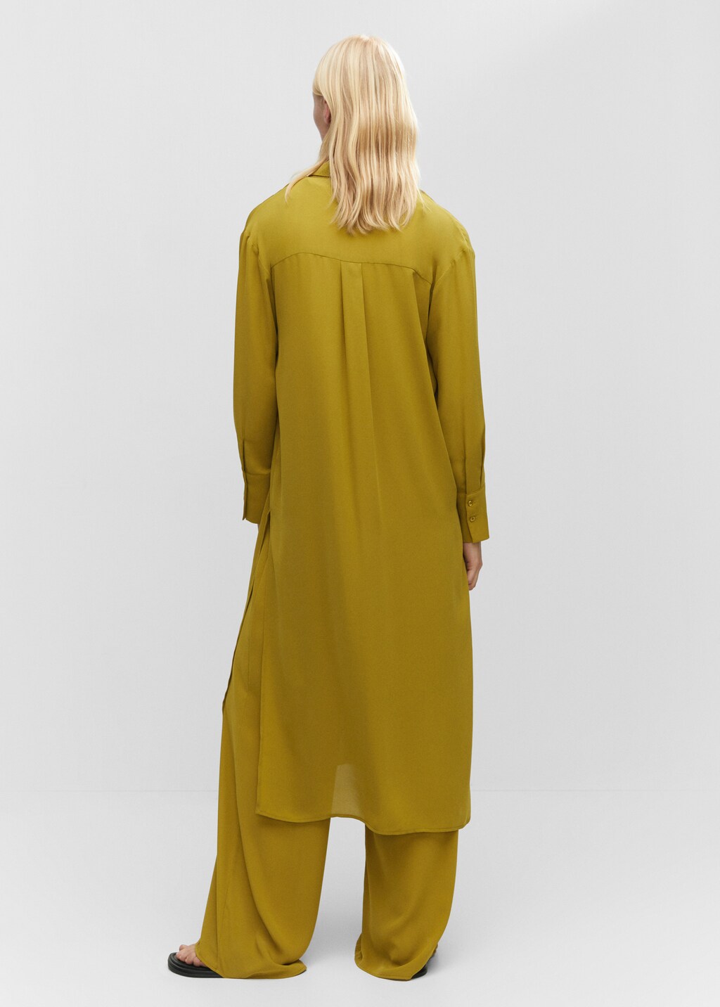 Shirt dress with slits - Reverse of the article