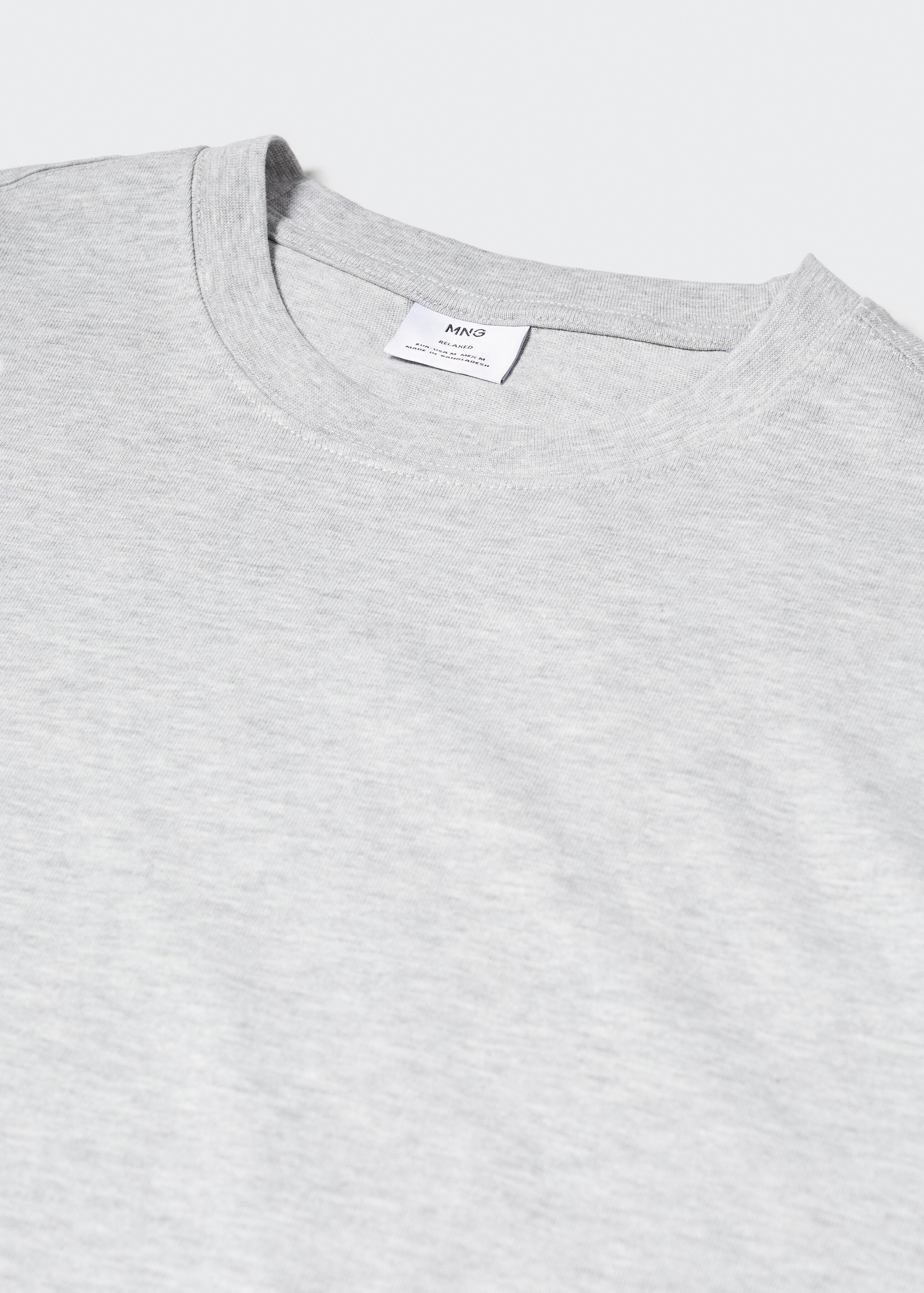 Basic relaxed-fit cotton t-shirt - Details of the article 8