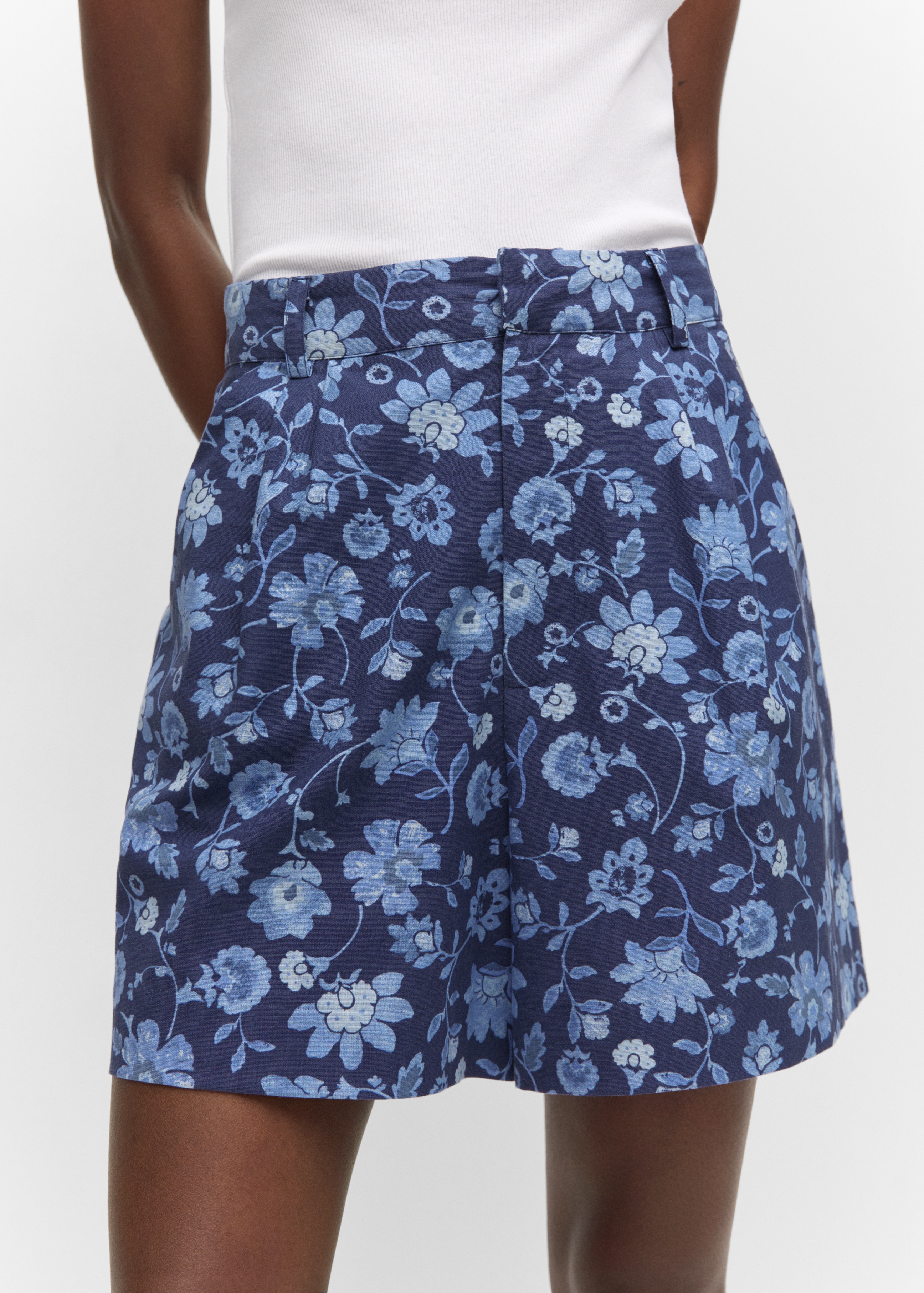 Floral-print shorts - Details of the article 6