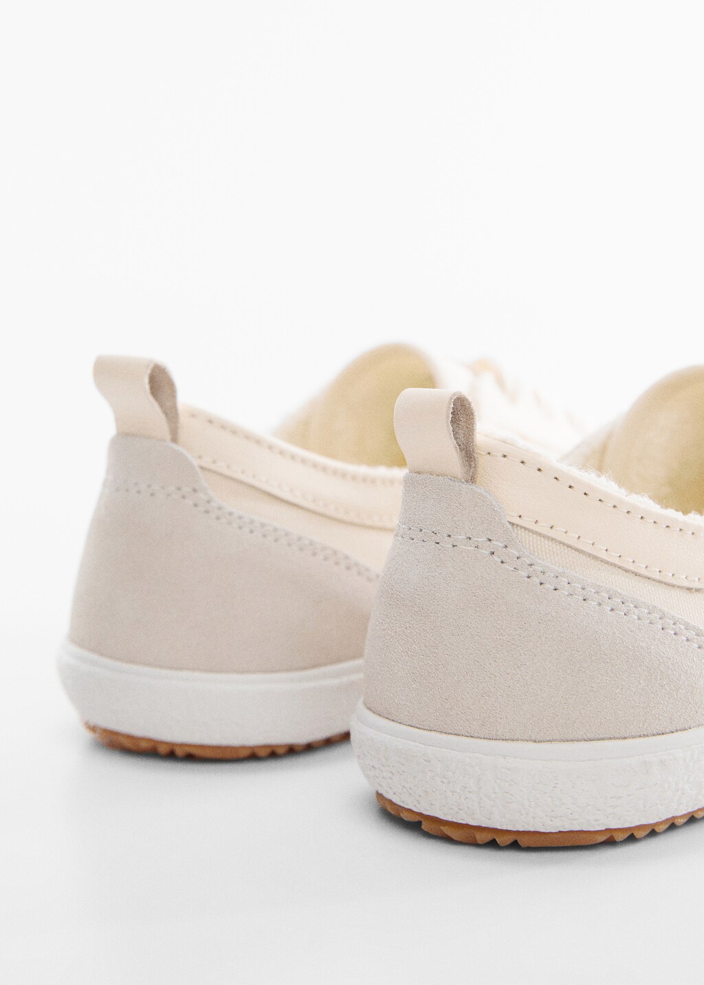 Decorative seam sneakers - Details of the article 1