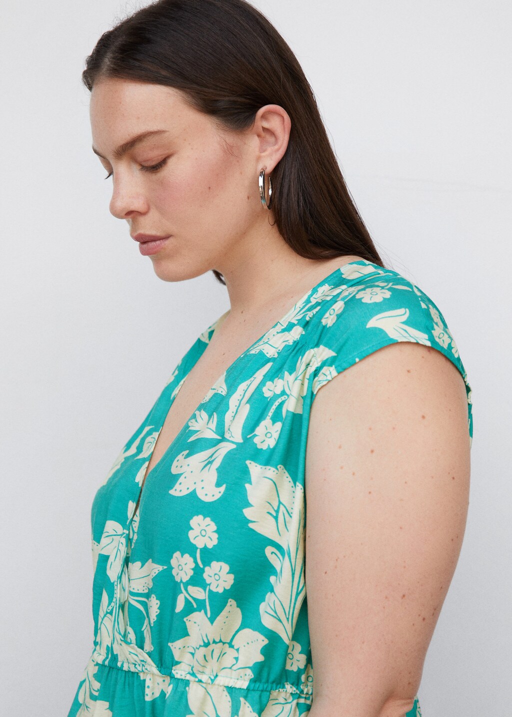 Floral wrap neckline dress - Details of the article 4