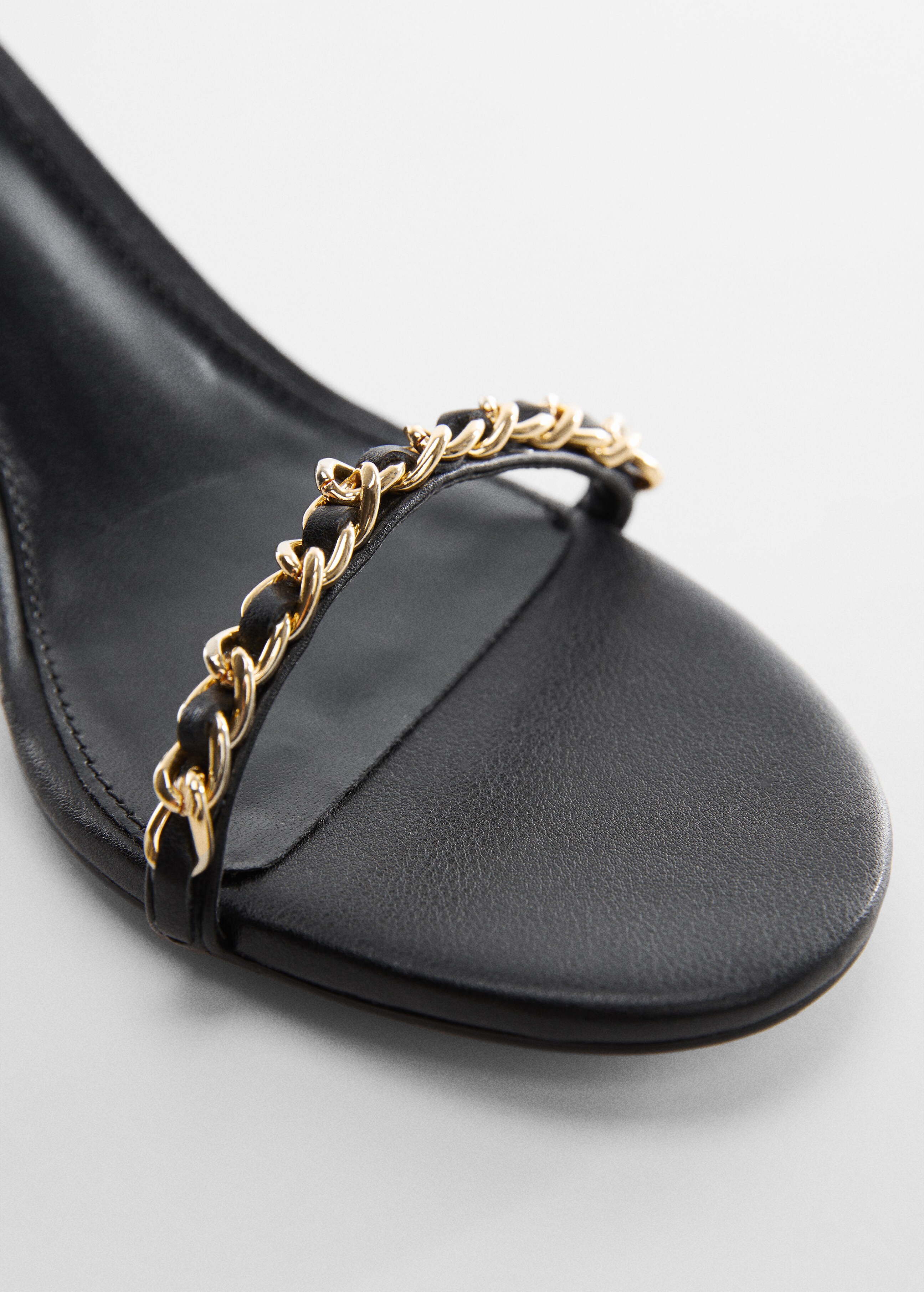 High-heeled sandals with chain detail - Details of the article 2
