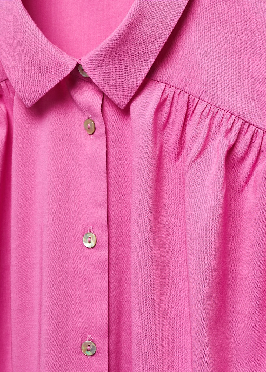 Sleeveless button-down shirt - Details of the article 8