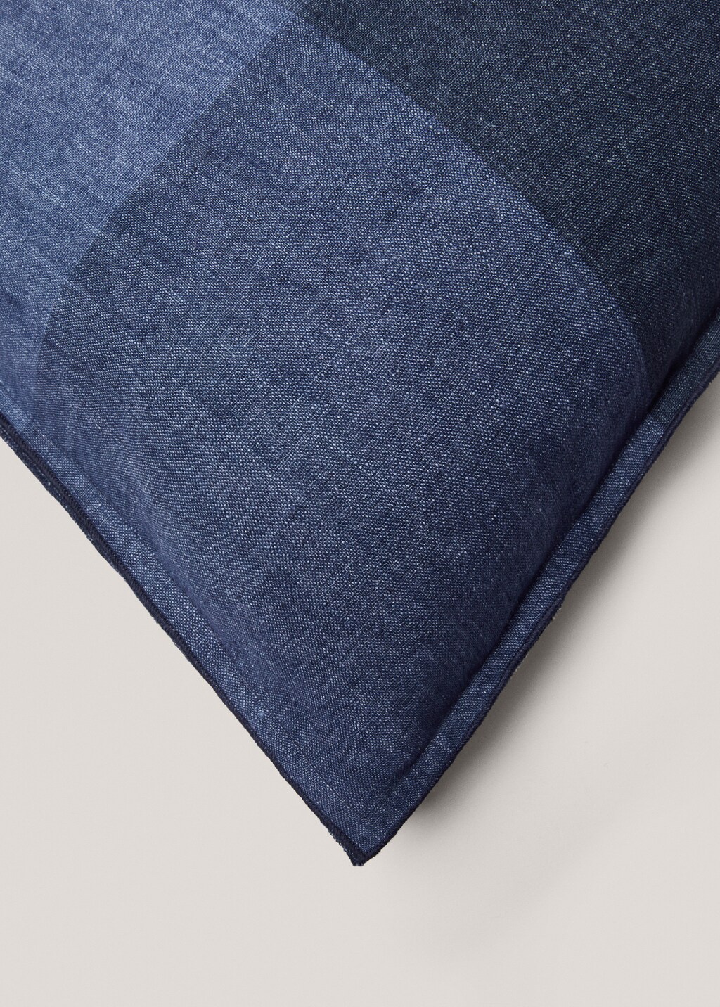 Linen check cushion cover 40x60cm - Details of the article 3