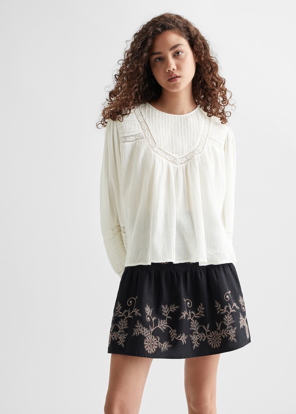 Cotton embroidered blouse - Medium plane