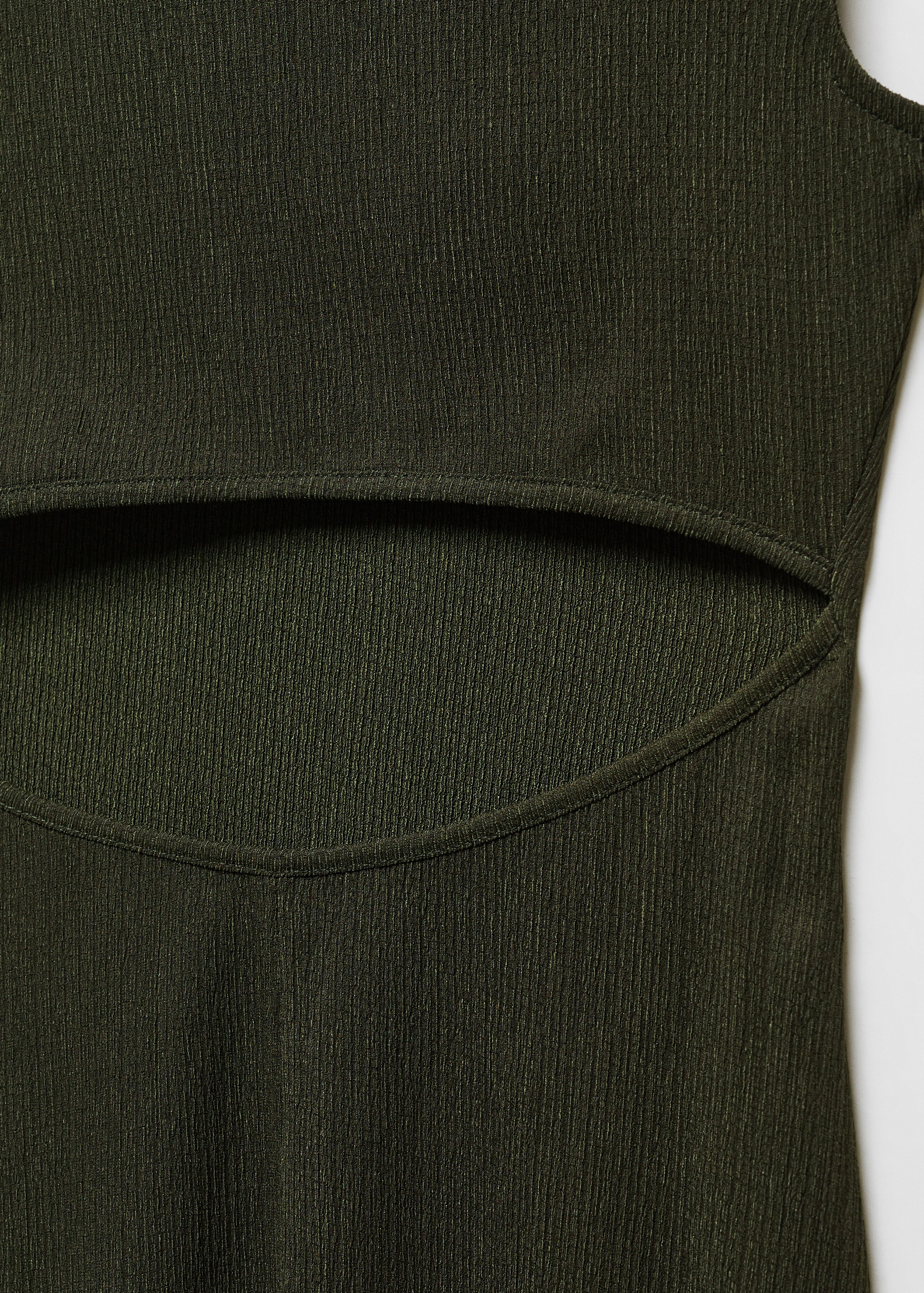Textured dress with opening - Details of the article 8