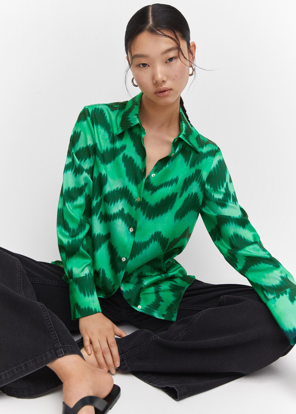 Satin print shirt - Details of the article 2