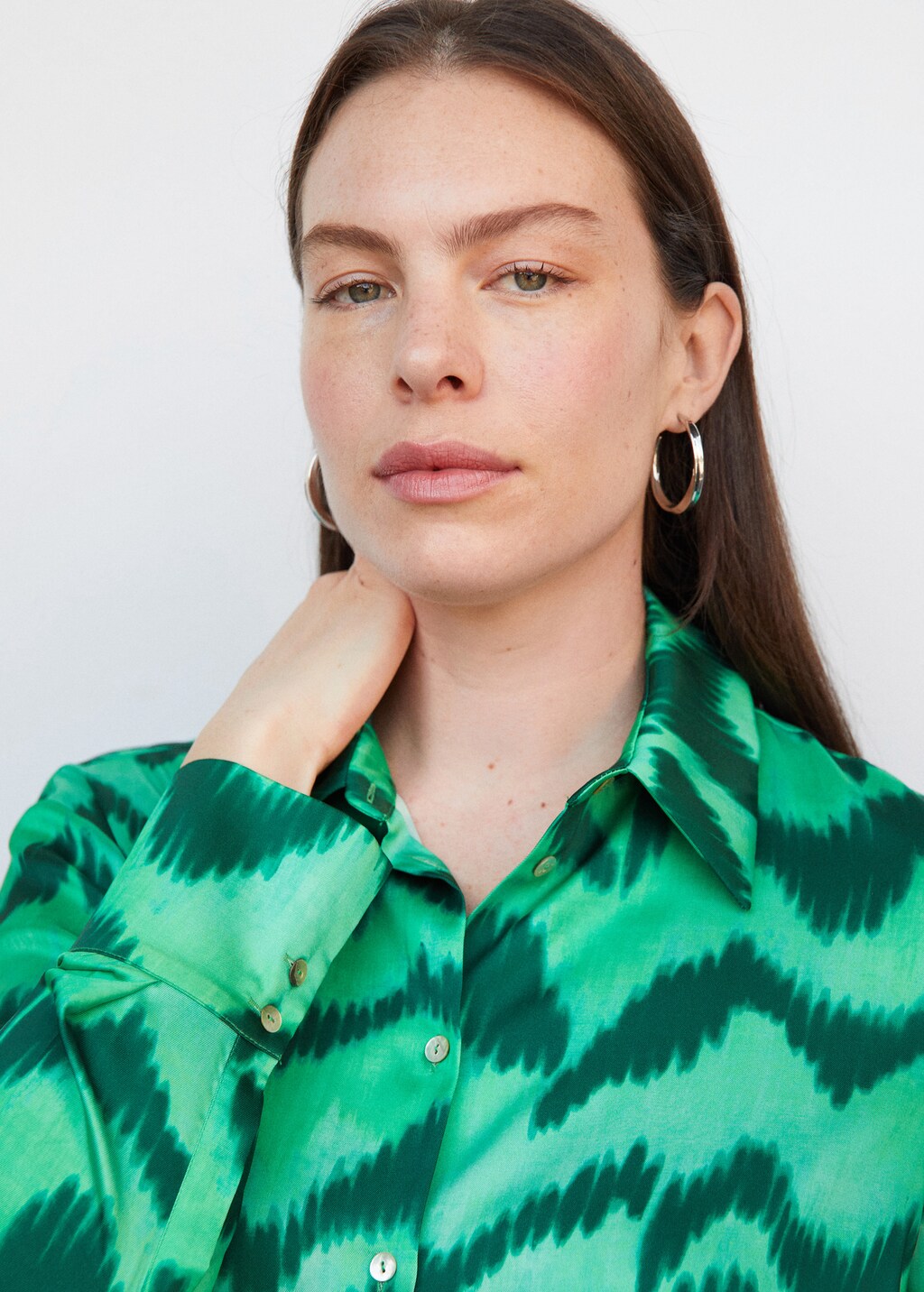 Satin print shirt - Details of the article 4