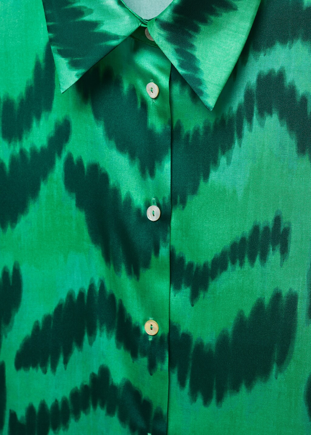 Satin print shirt - Details of the article 8