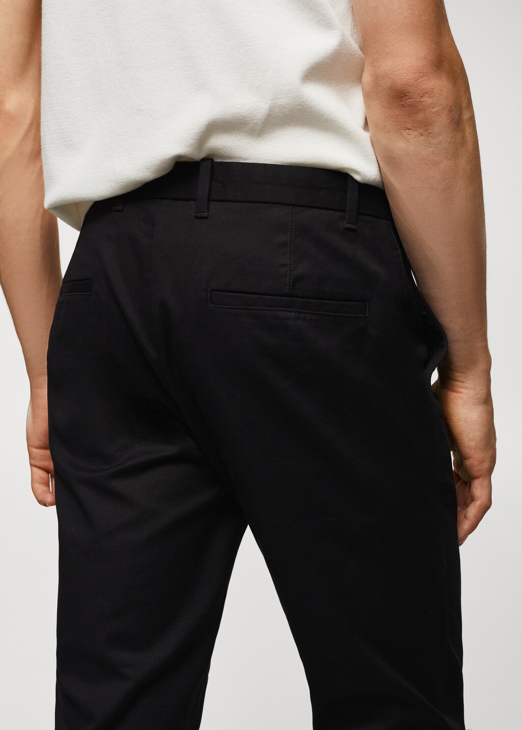 Slim fit serge chino trousers - Details of the article 4