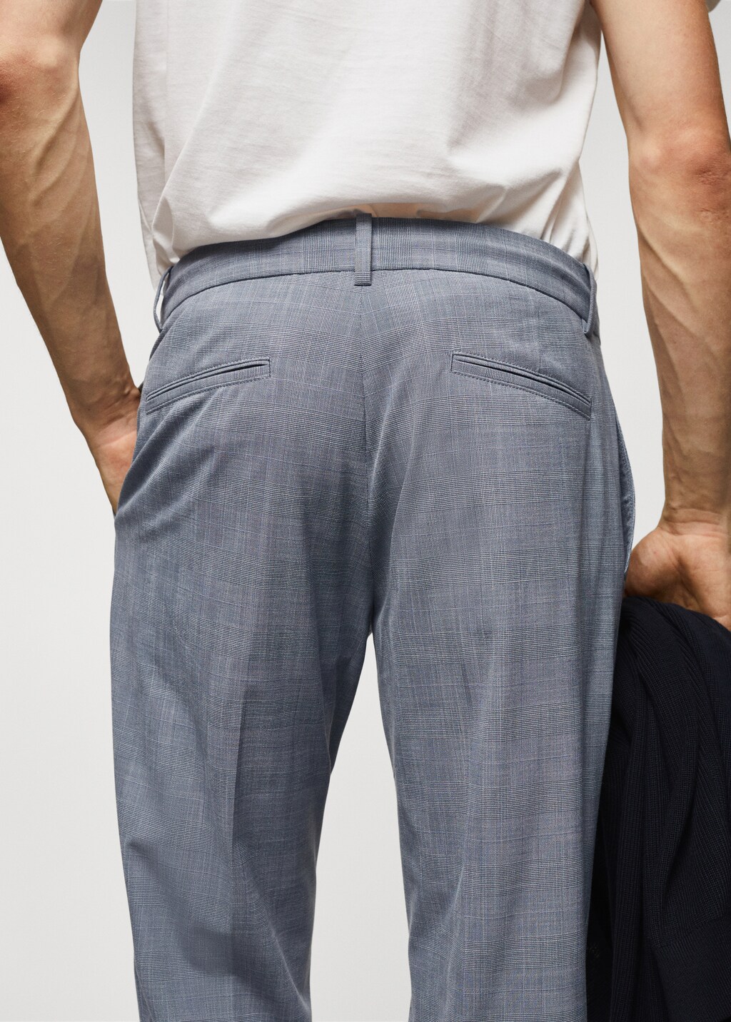 Printed pleated trousers - Details of the article 4