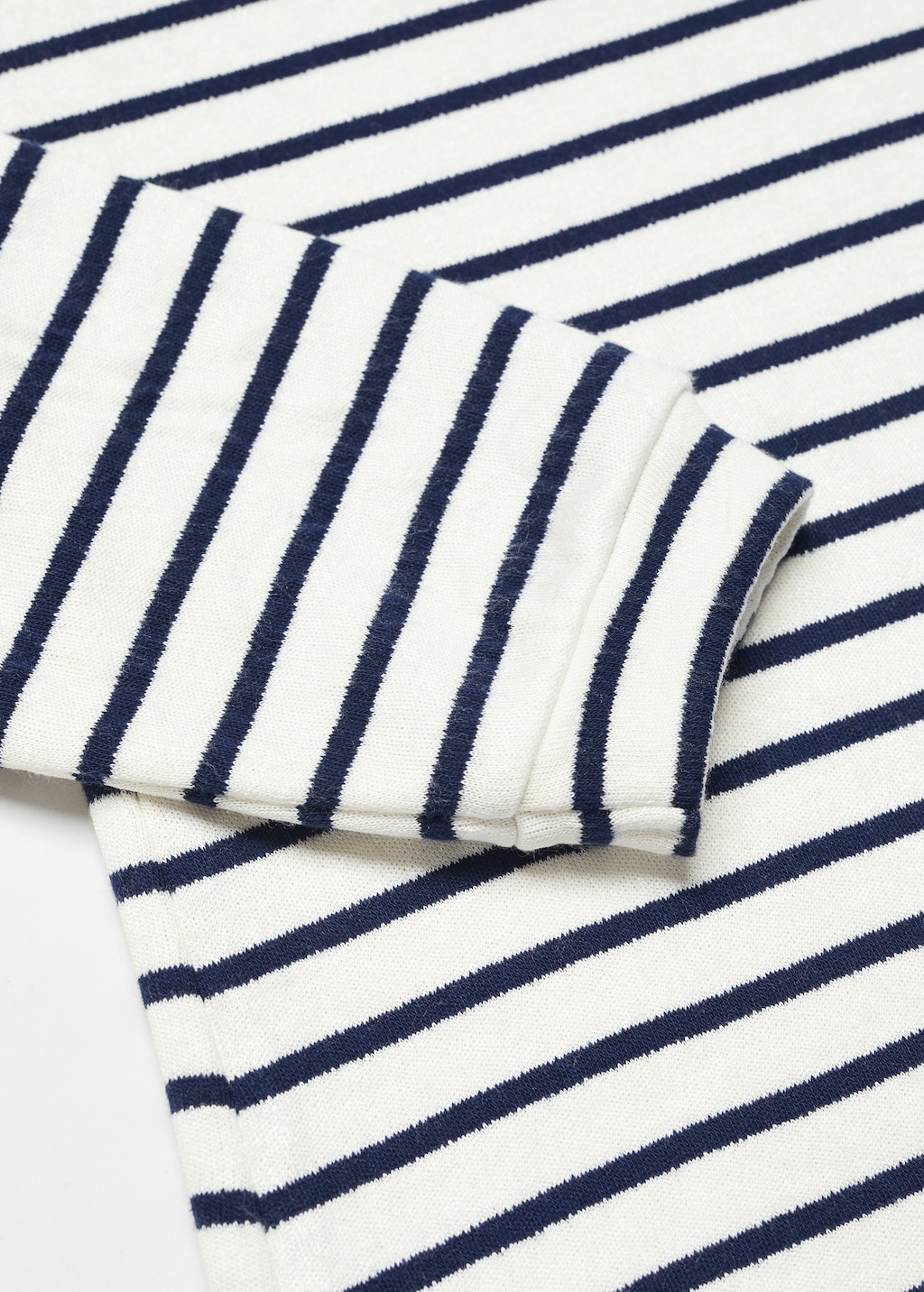 Striped dress - Details of the article 8