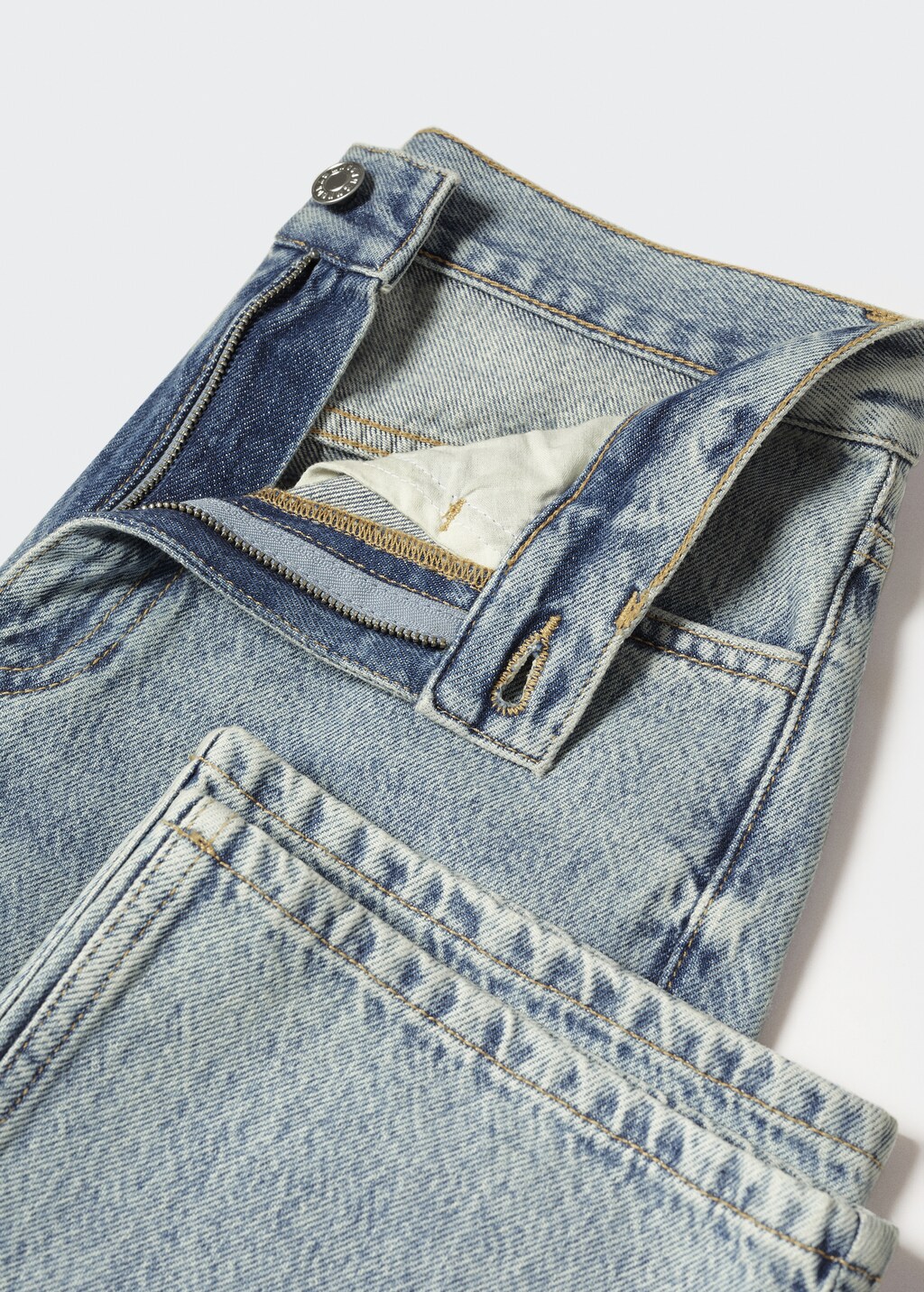 Mid-rise straight jeans - Details of the article 8