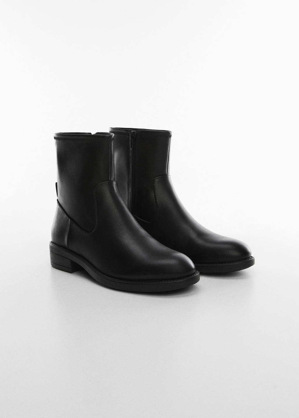 Bottines plates cuir - Plan moyen