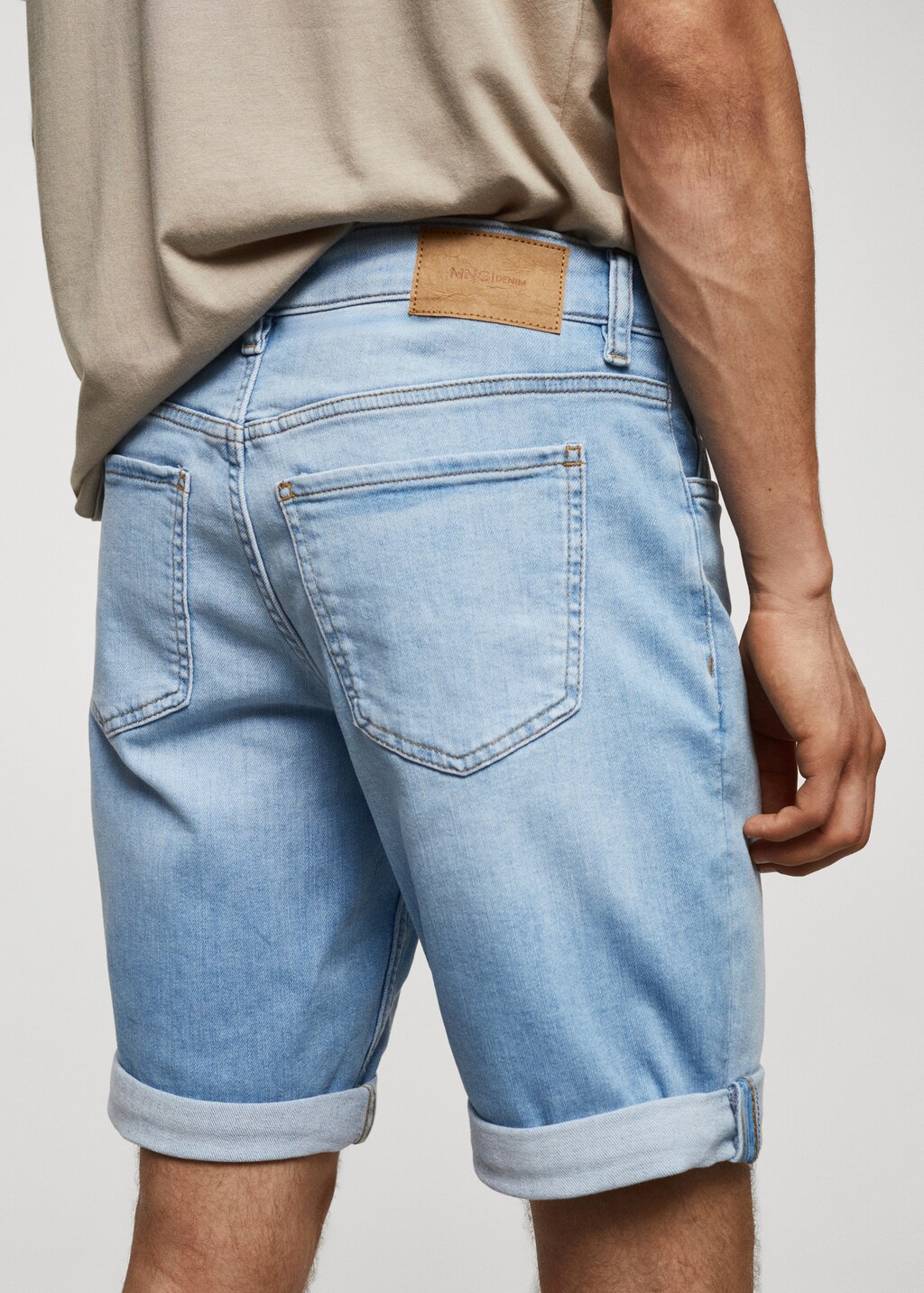 Slim-fit denim bermuda shorts - Details of the article 4